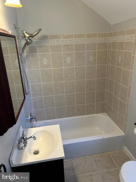 WHEATON HILLS - Residential Lease