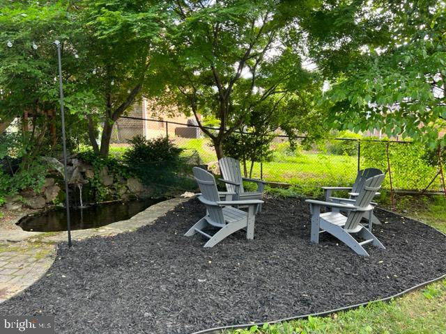 WHEATON HILLS - Residential Lease