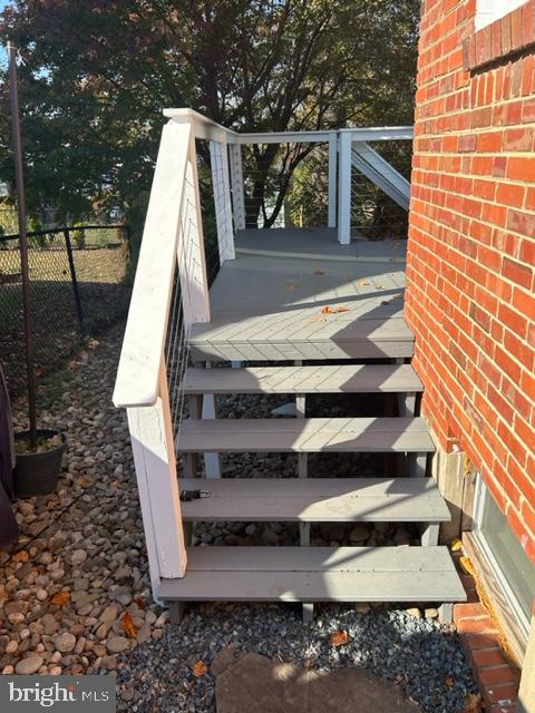 WHEATON HILLS - Residential Lease