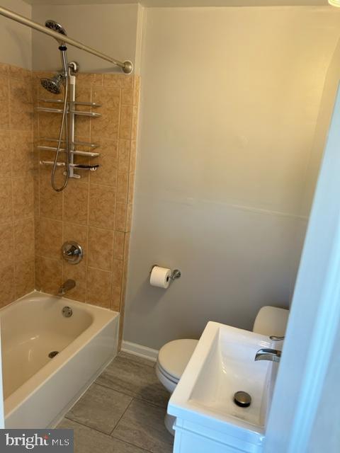 WHEATON HILLS - Residential Lease