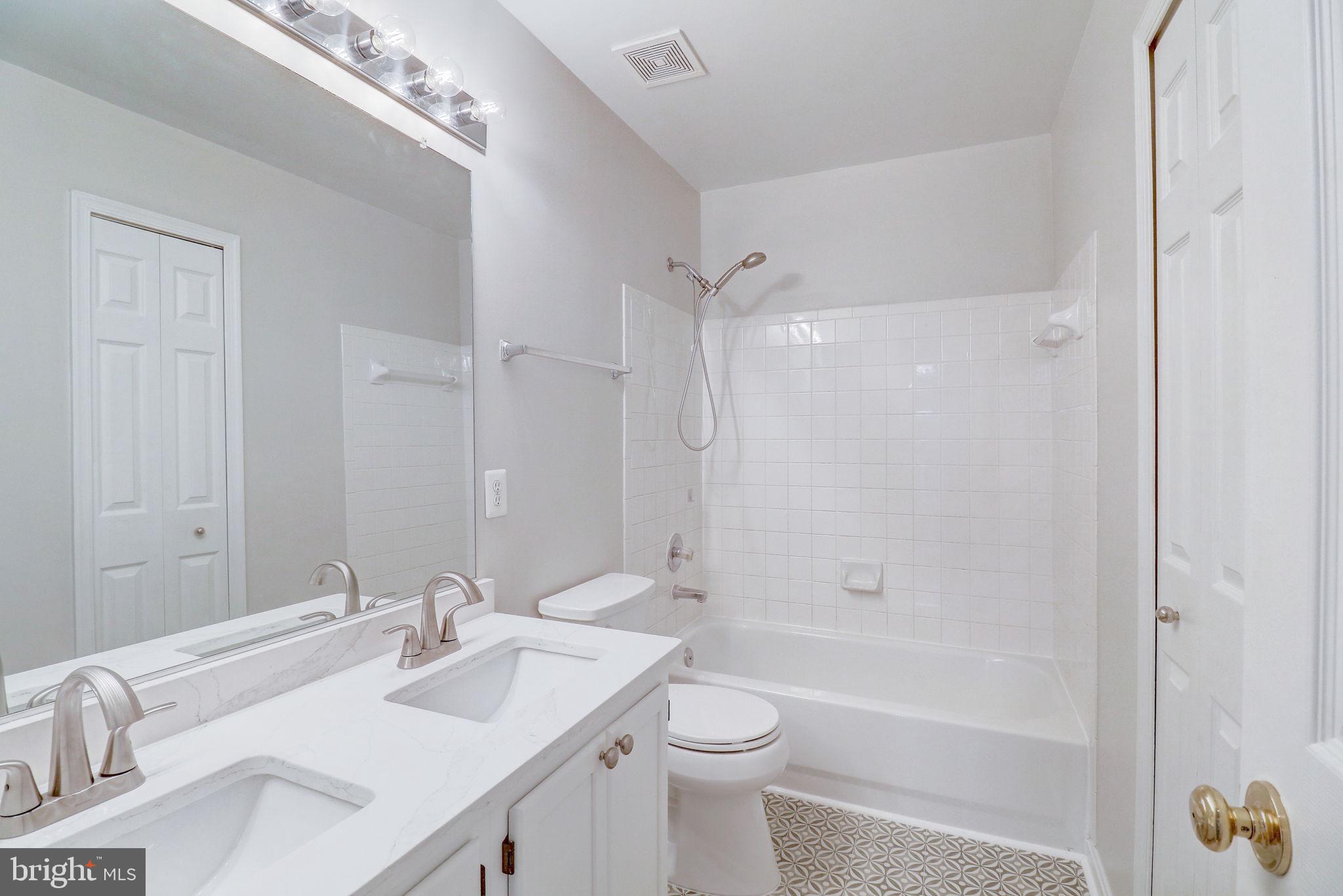 NORTHRIDGE PLAT 20 - Residential