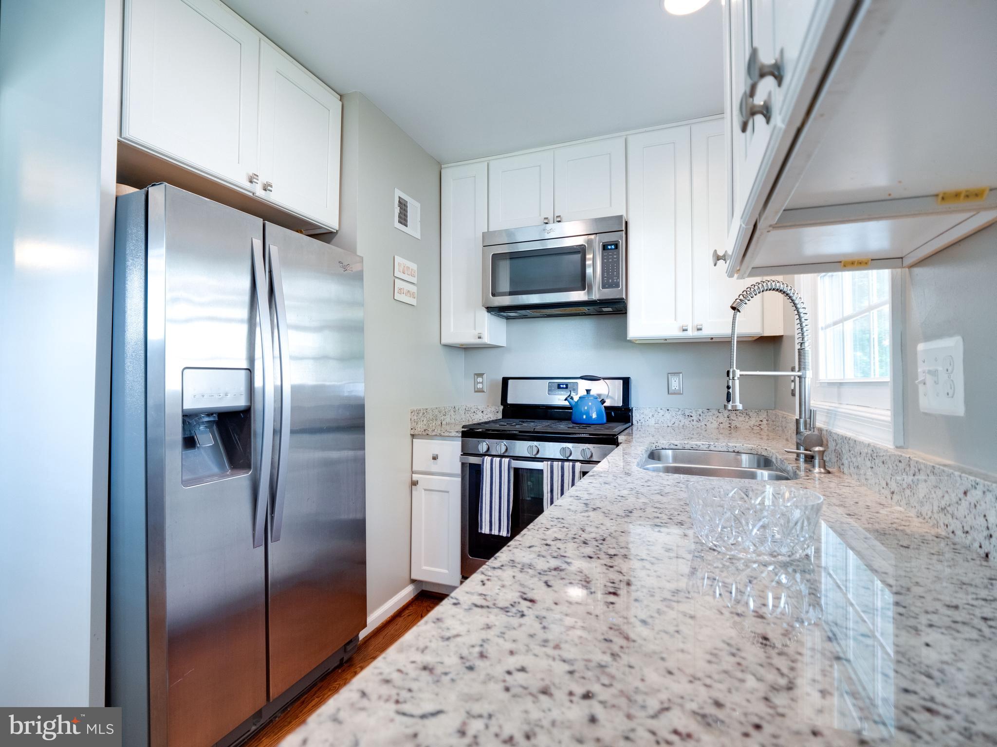 BUCKNELL MANOR - Residential