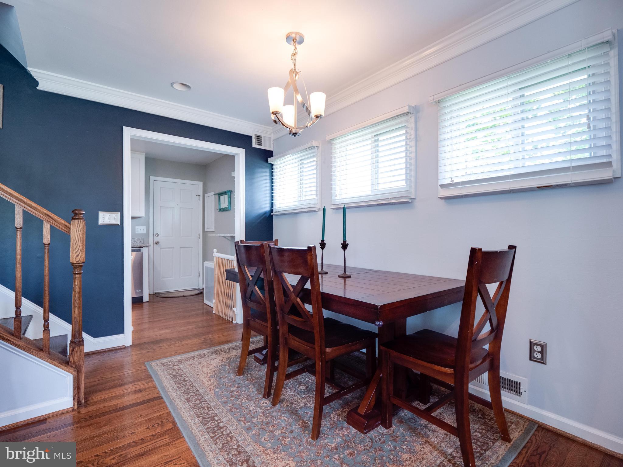 BUCKNELL MANOR - Residential