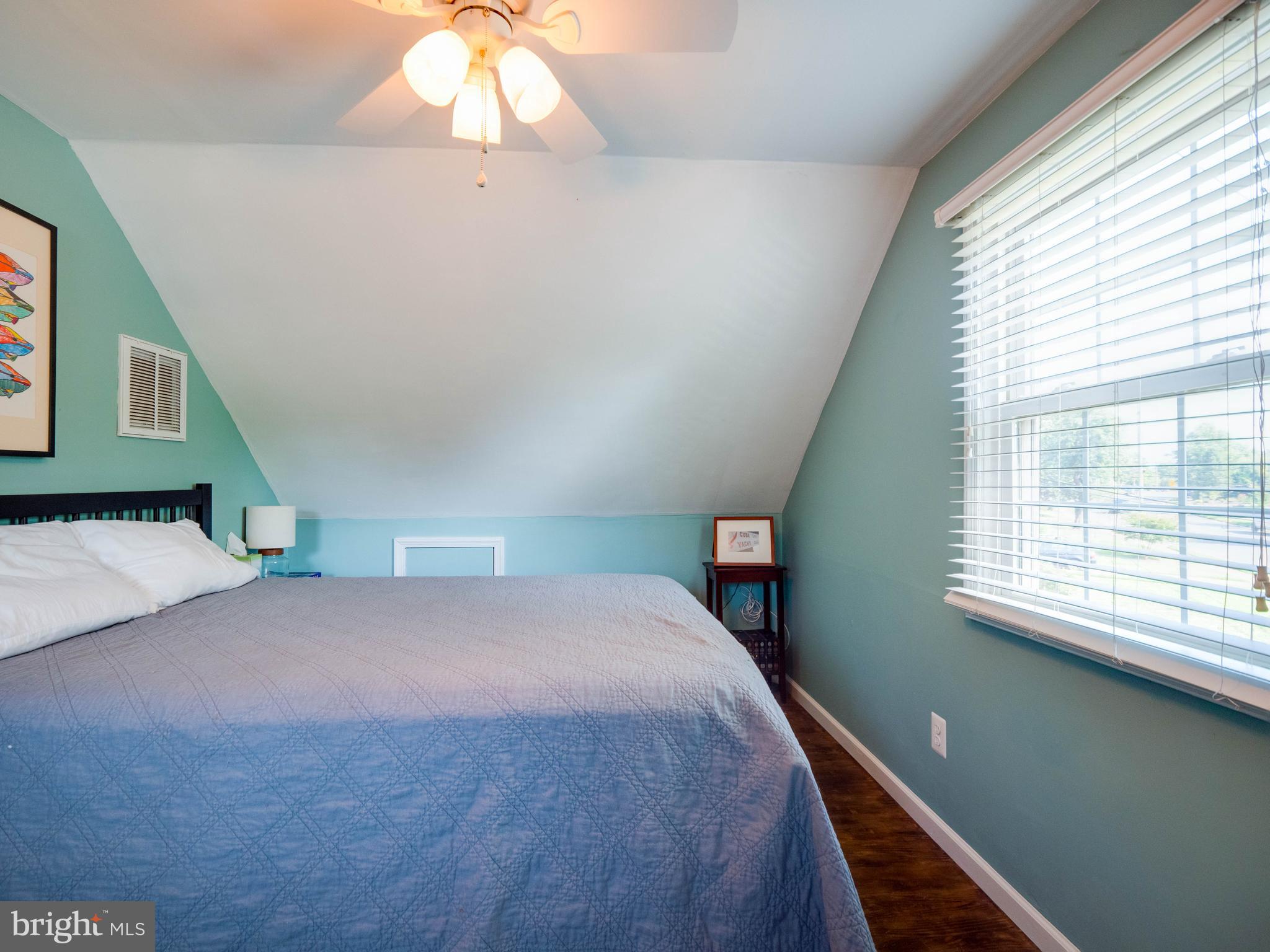 BUCKNELL MANOR - Residential