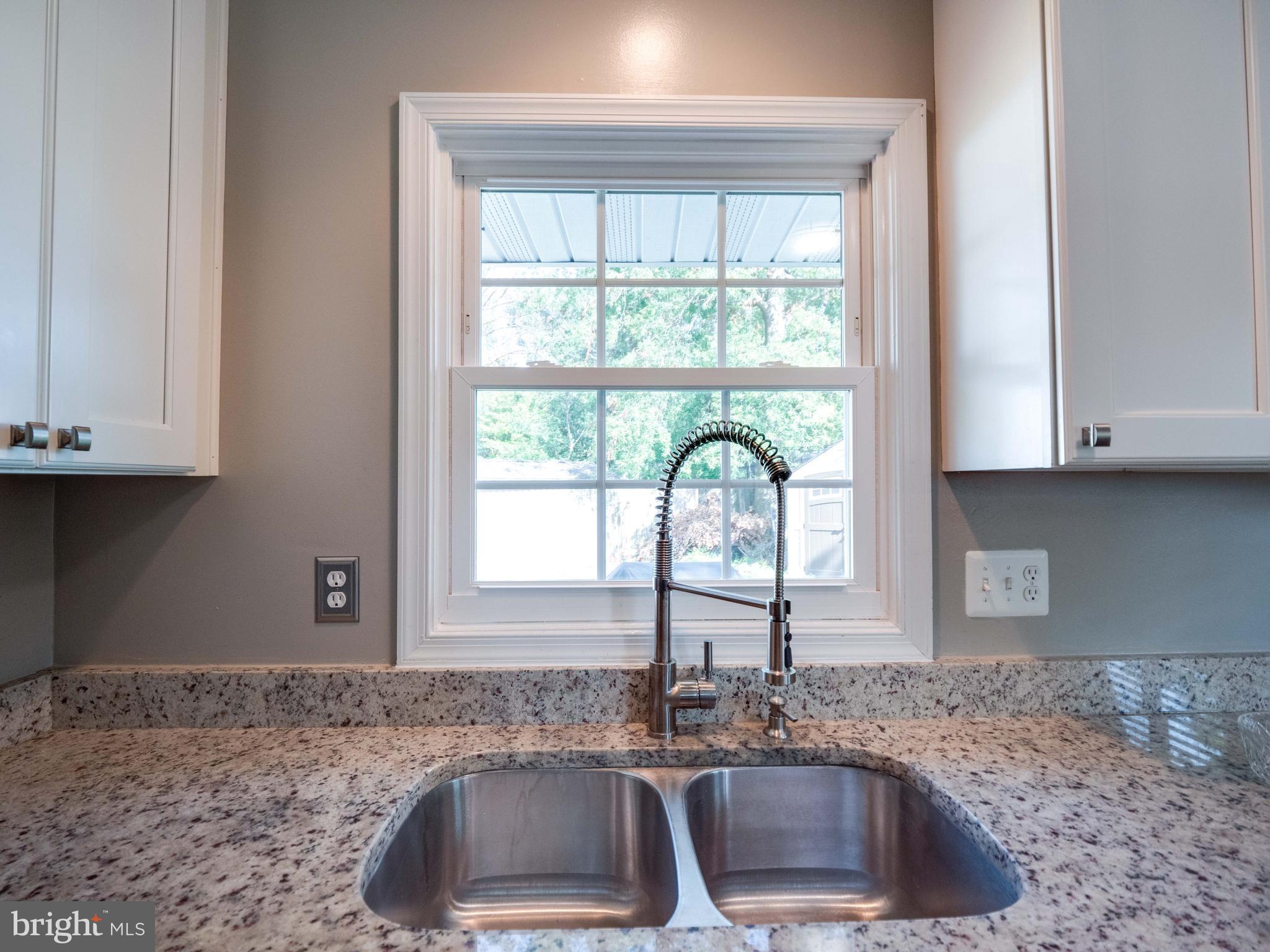 BUCKNELL MANOR - Residential