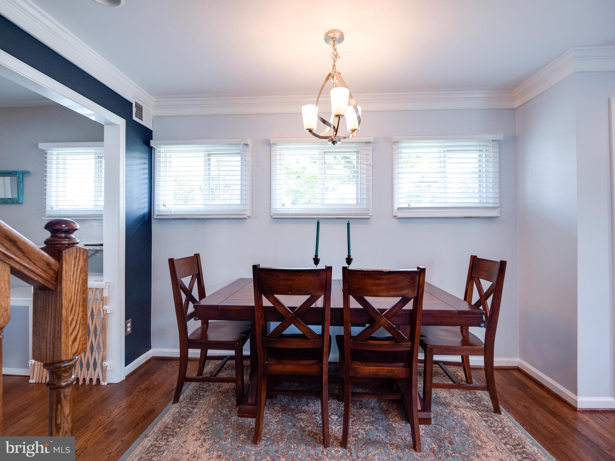 BUCKNELL MANOR - Residential