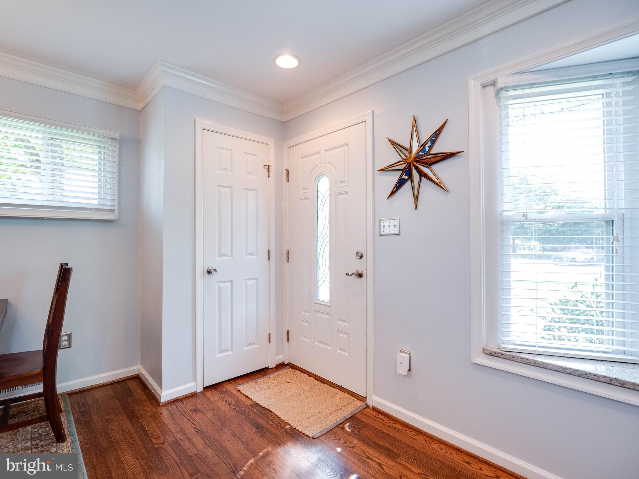 BUCKNELL MANOR - Residential