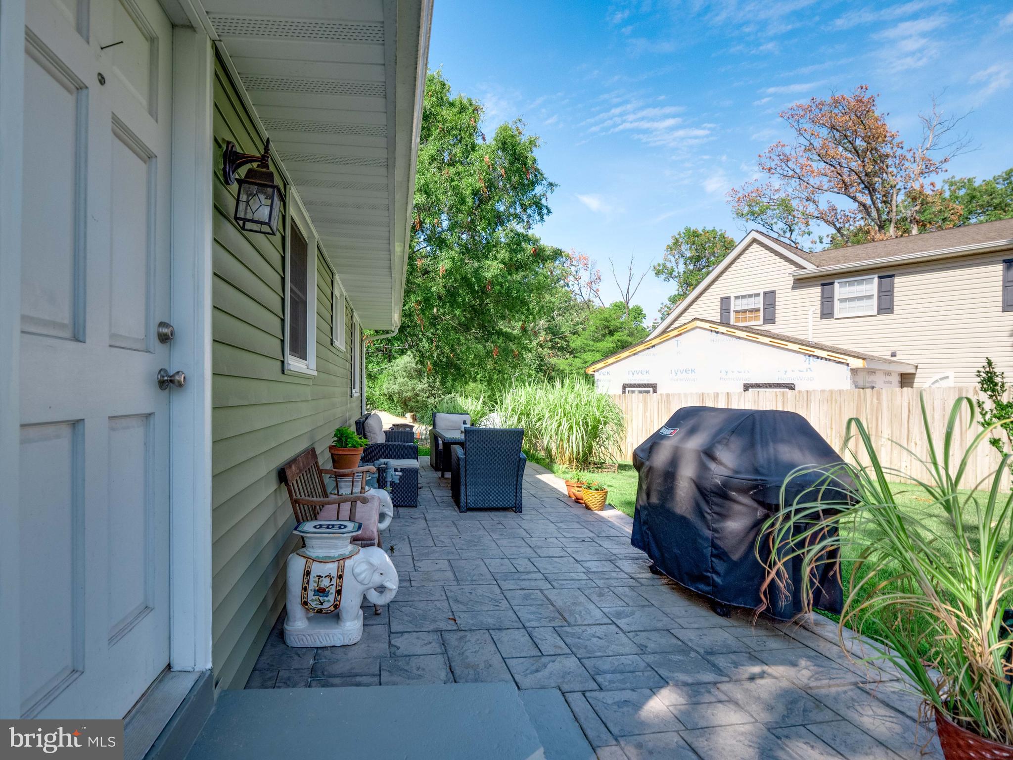 BUCKNELL MANOR - Residential