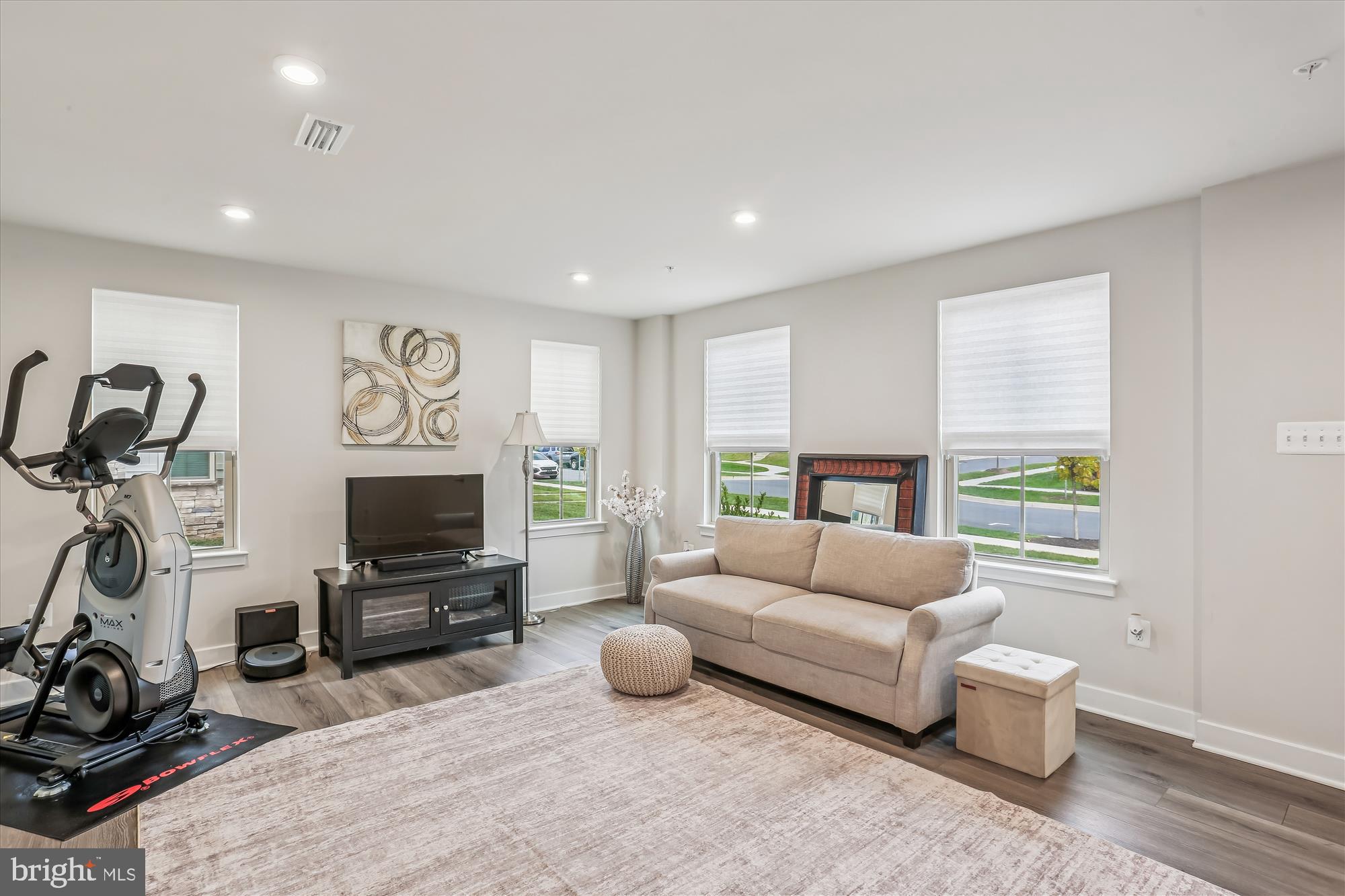 HARRINGTON TERRACE - Residential