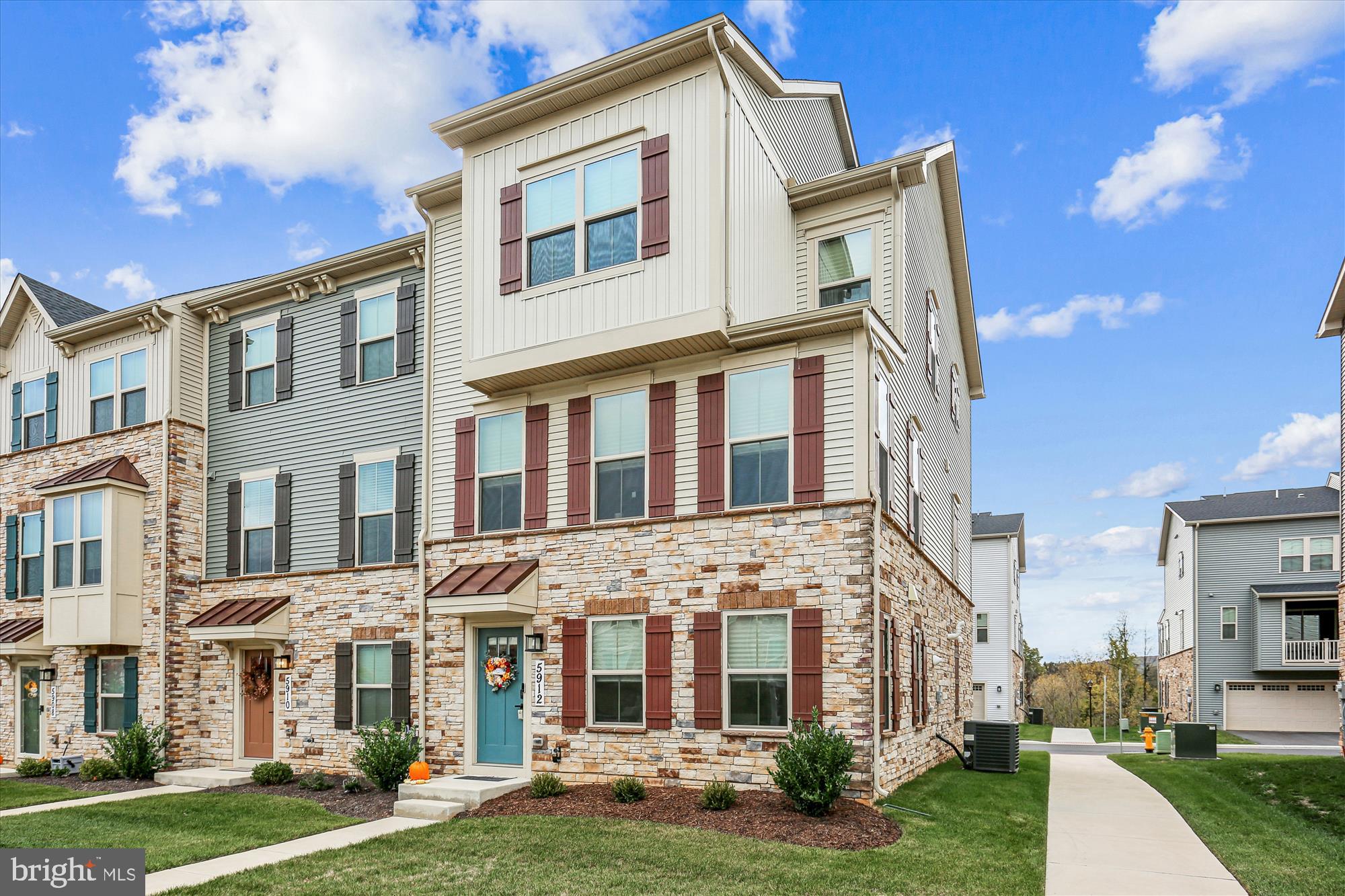 HARRINGTON TERRACE - Residential