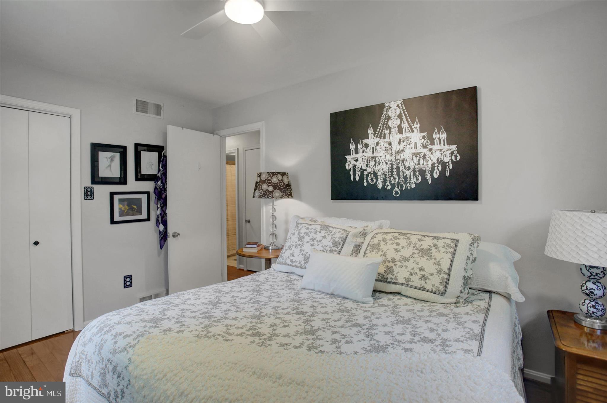 PENN NATIONAL ESTATES - Residential