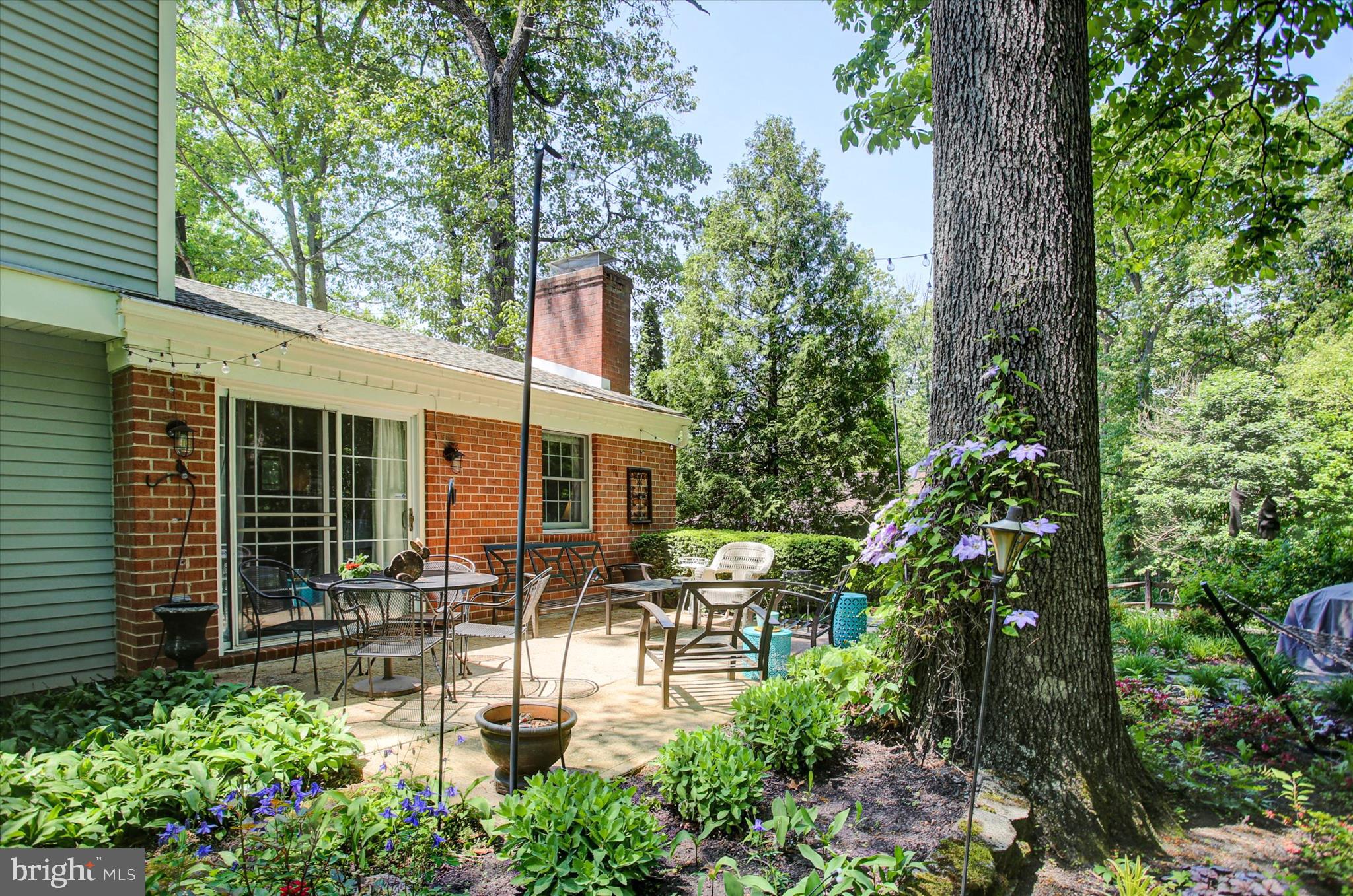 PENN NATIONAL ESTATES - Residential
