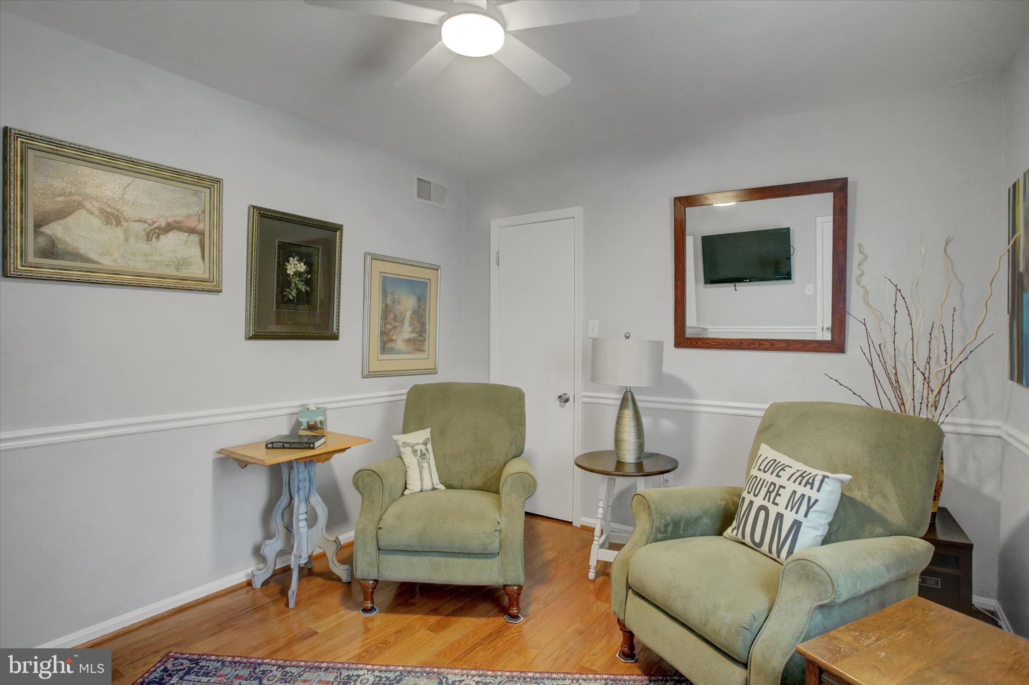 PENN NATIONAL ESTATES - Residential