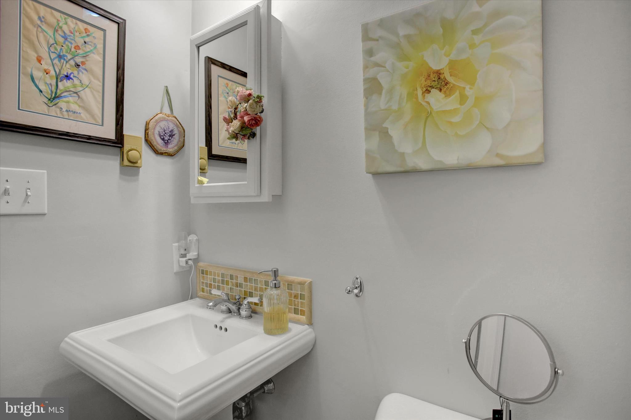 PENN NATIONAL ESTATES - Residential