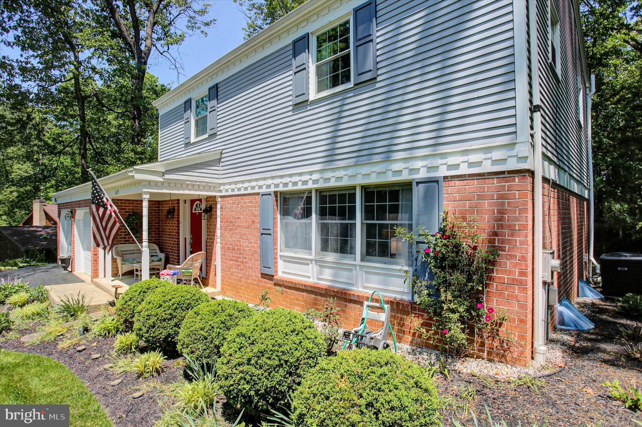 PENN NATIONAL ESTATES - Residential