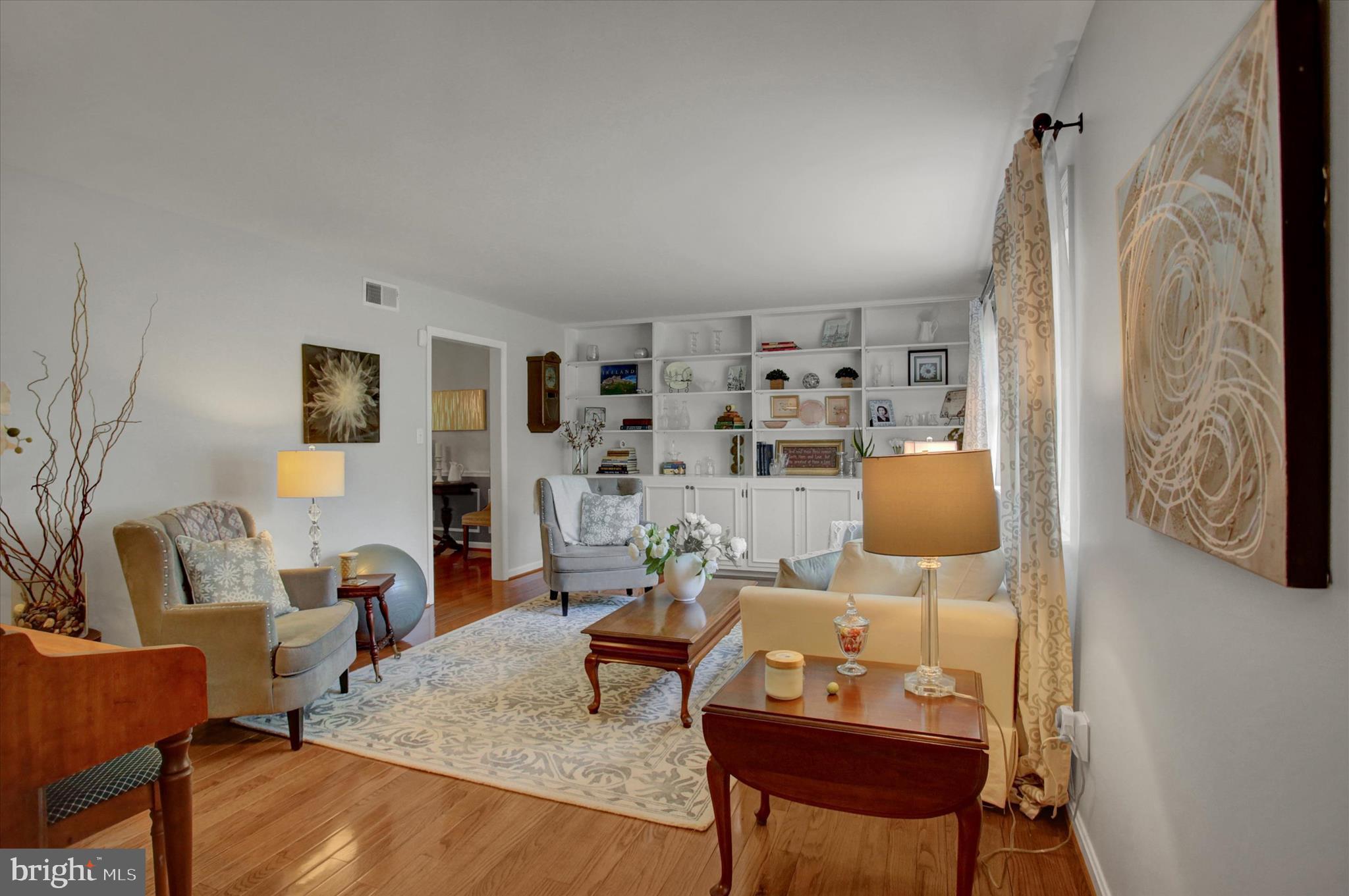 PENN NATIONAL ESTATES - Residential