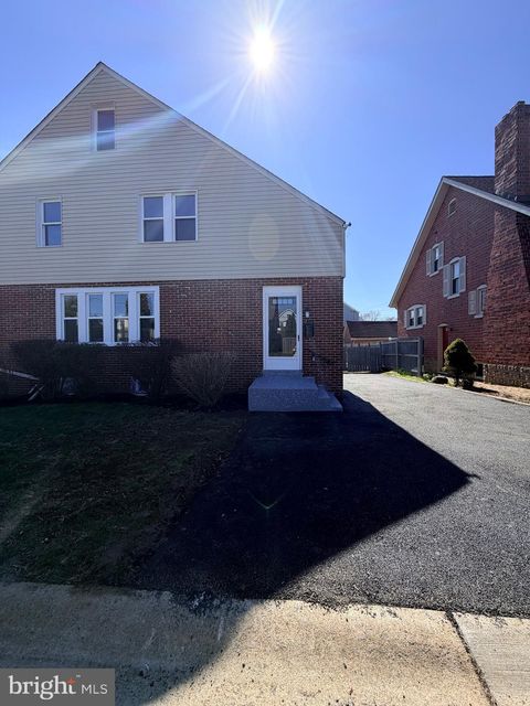 402 GROVE AVENUE WILMINGTON DE 19809