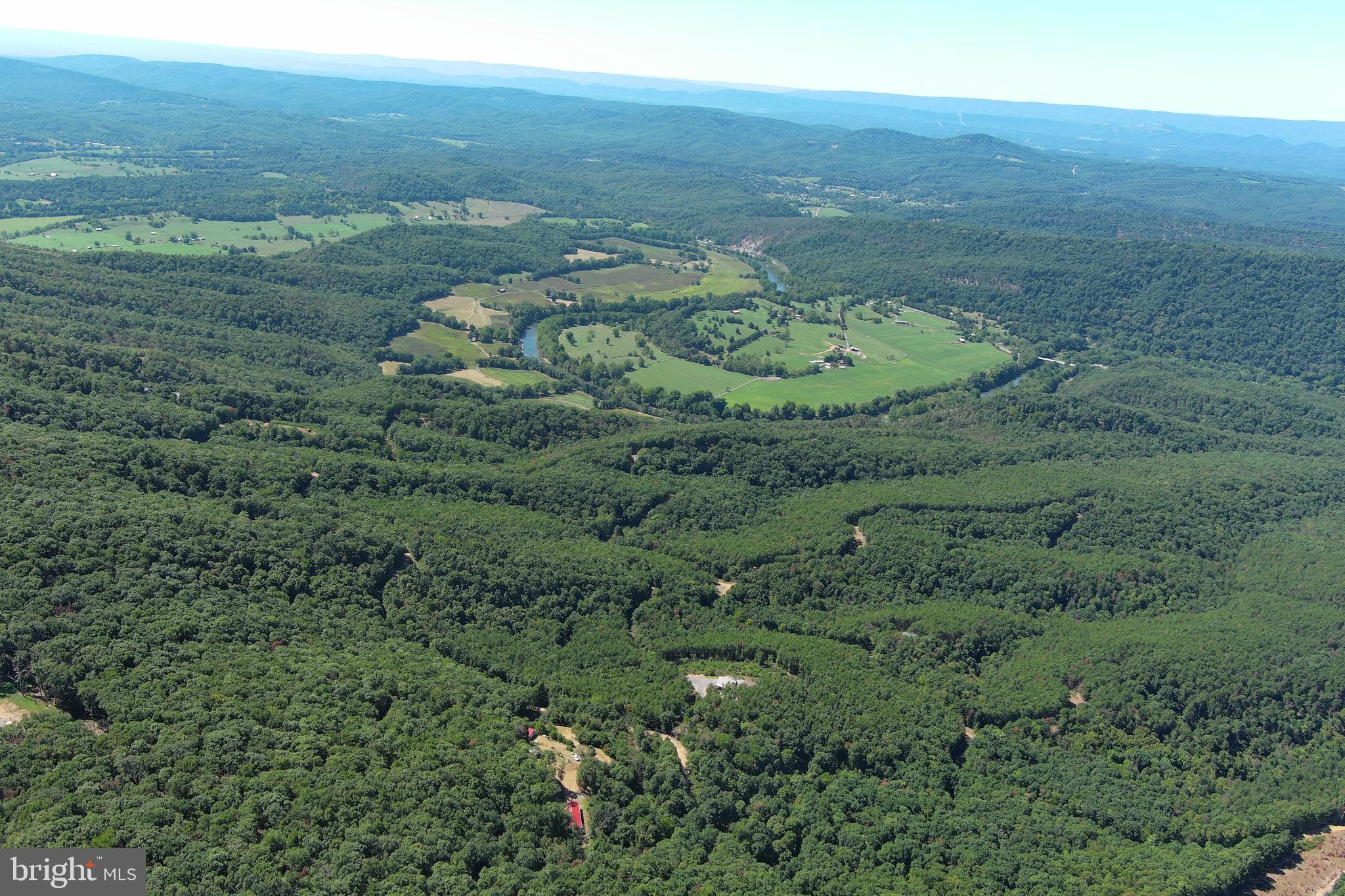 SHADOW KNOLLS - Residential