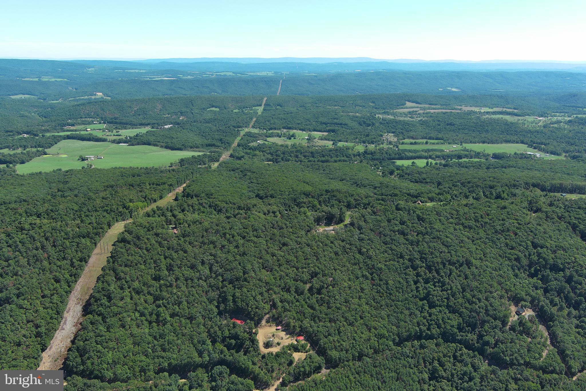 SHADOW KNOLLS - Residential