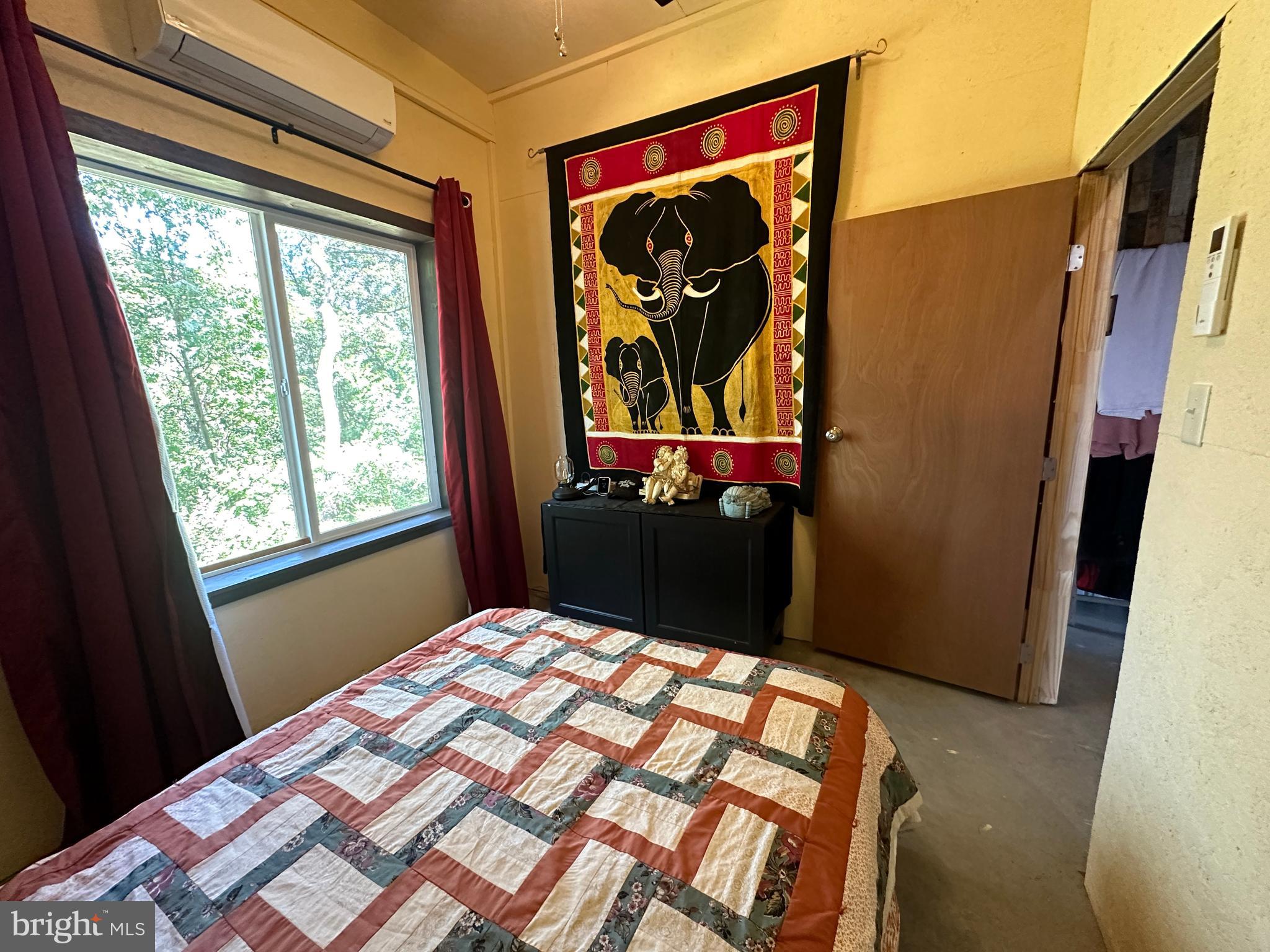 SHADOW KNOLLS - Residential