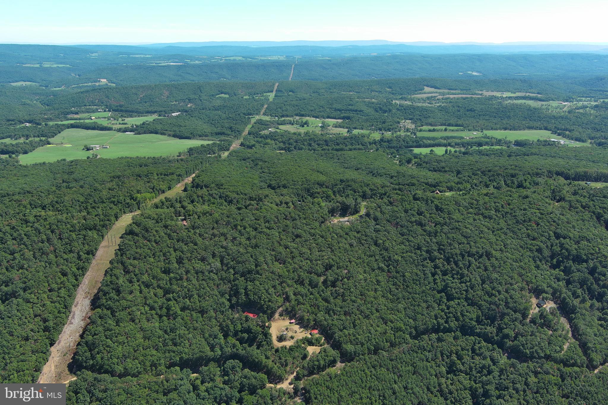 SHADOW KNOLLS - Residential