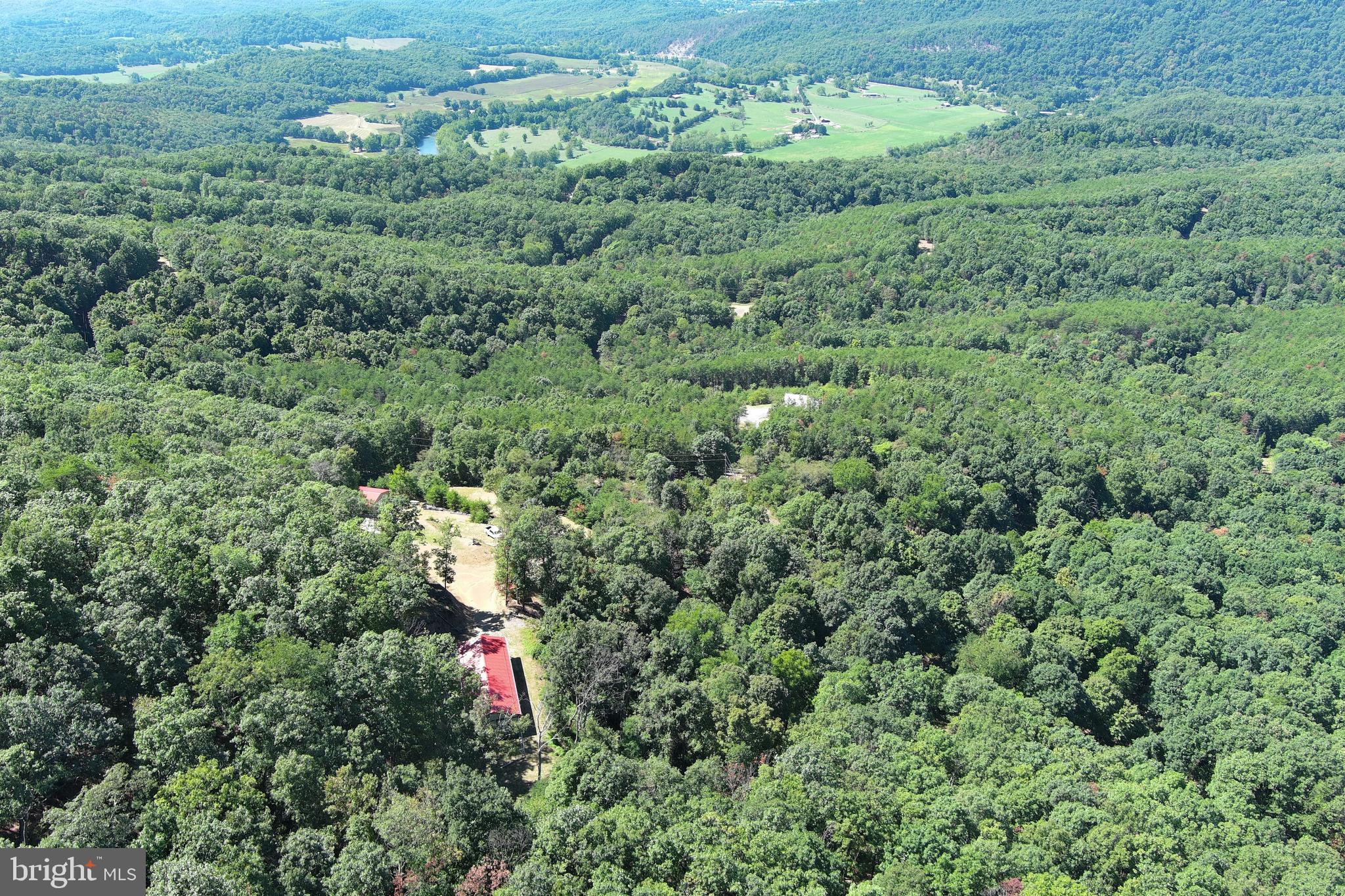 SHADOW KNOLLS - Residential