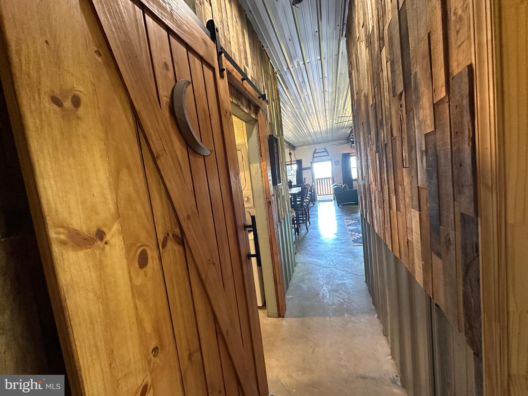 SHADOW KNOLLS - Residential