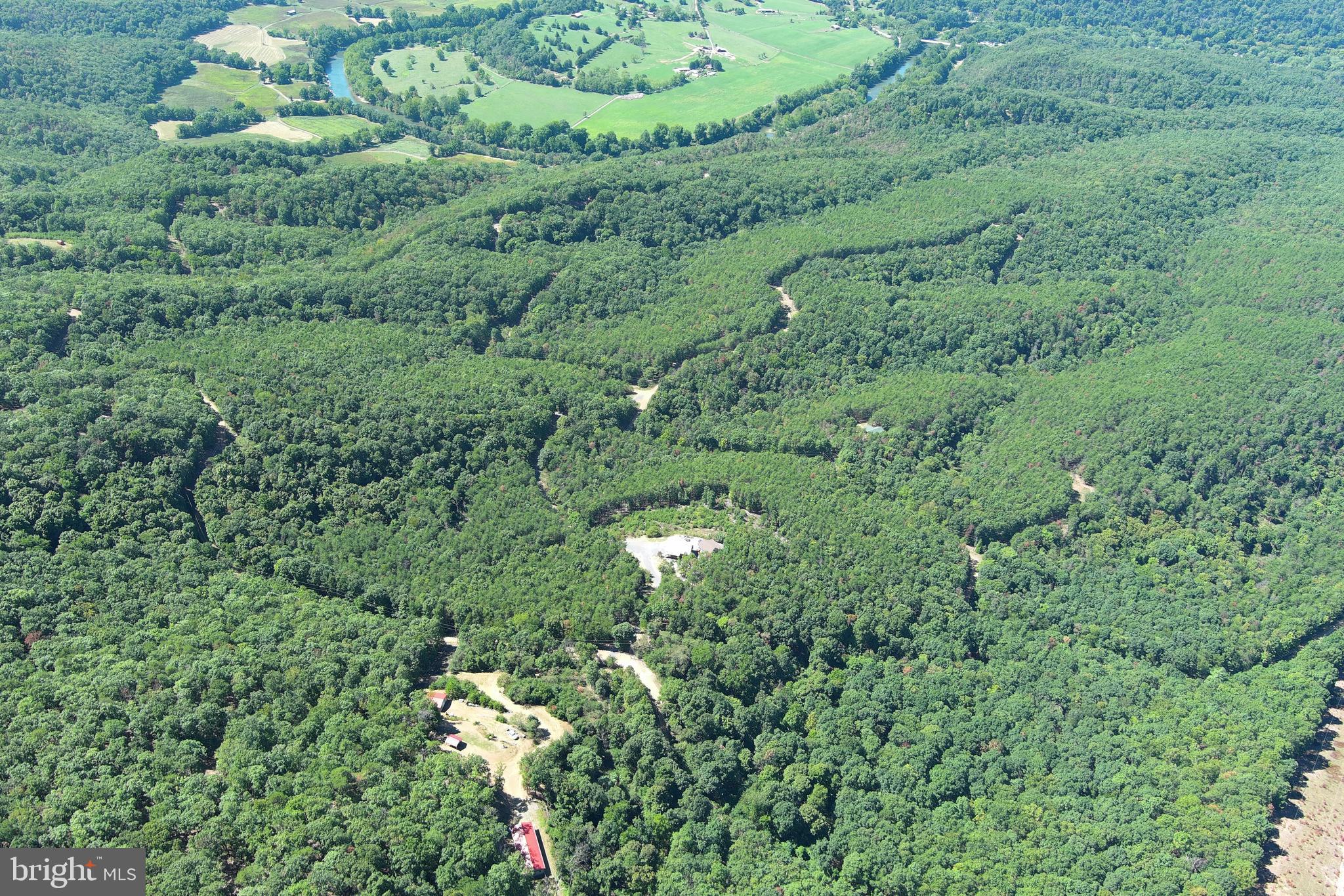 SHADOW KNOLLS - Residential