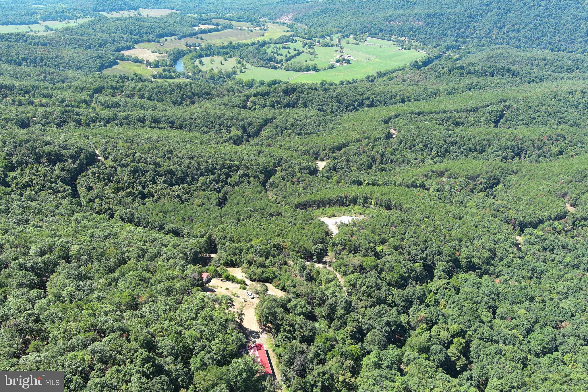 SHADOW KNOLLS - Residential