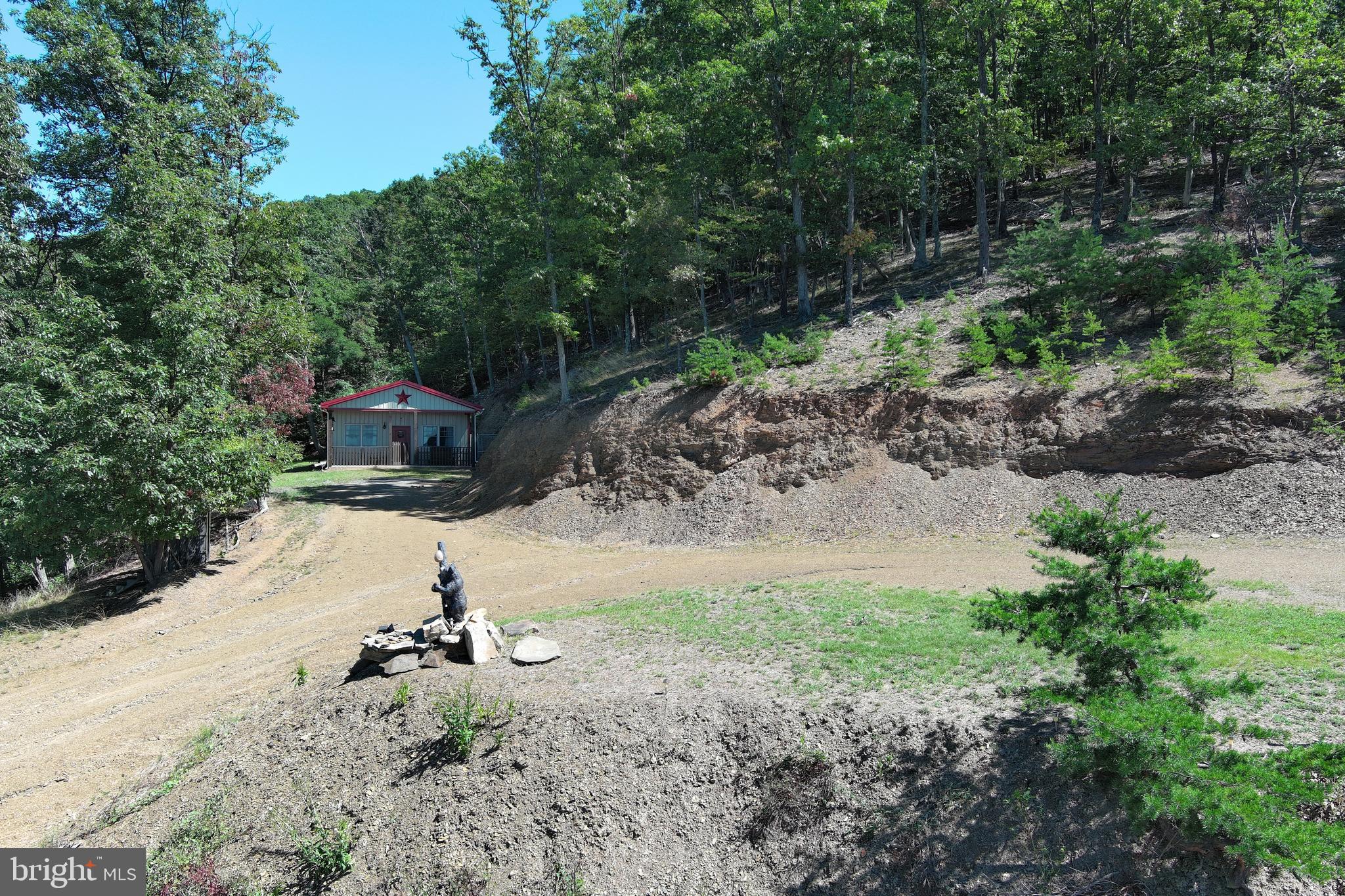 SHADOW KNOLLS - Residential