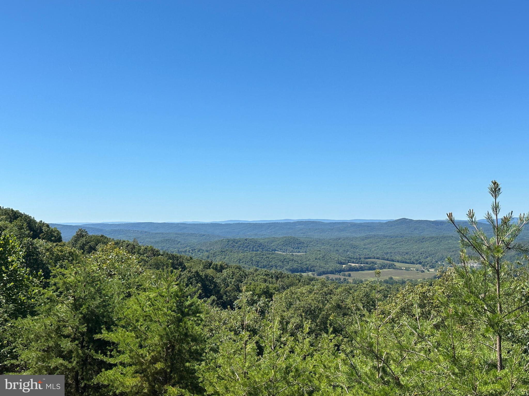 SHADOW KNOLLS - Residential