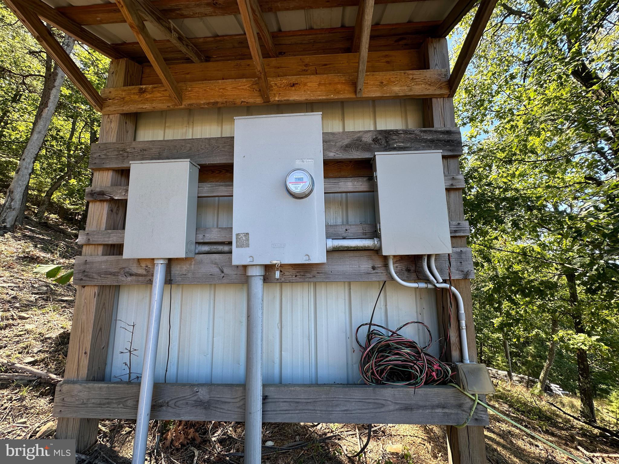 SHADOW KNOLLS - Residential