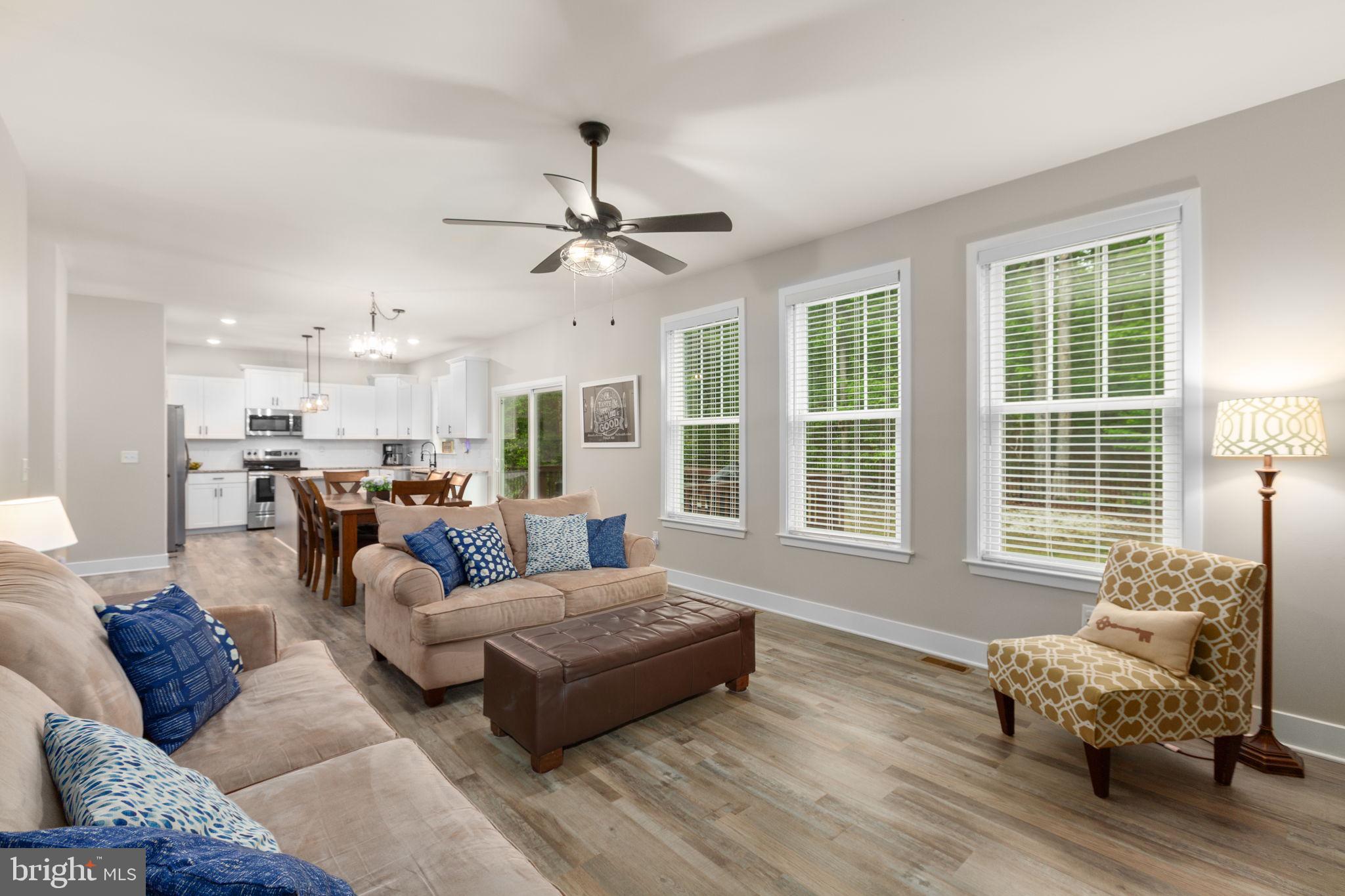 LAKE WILDERNESS - Residential