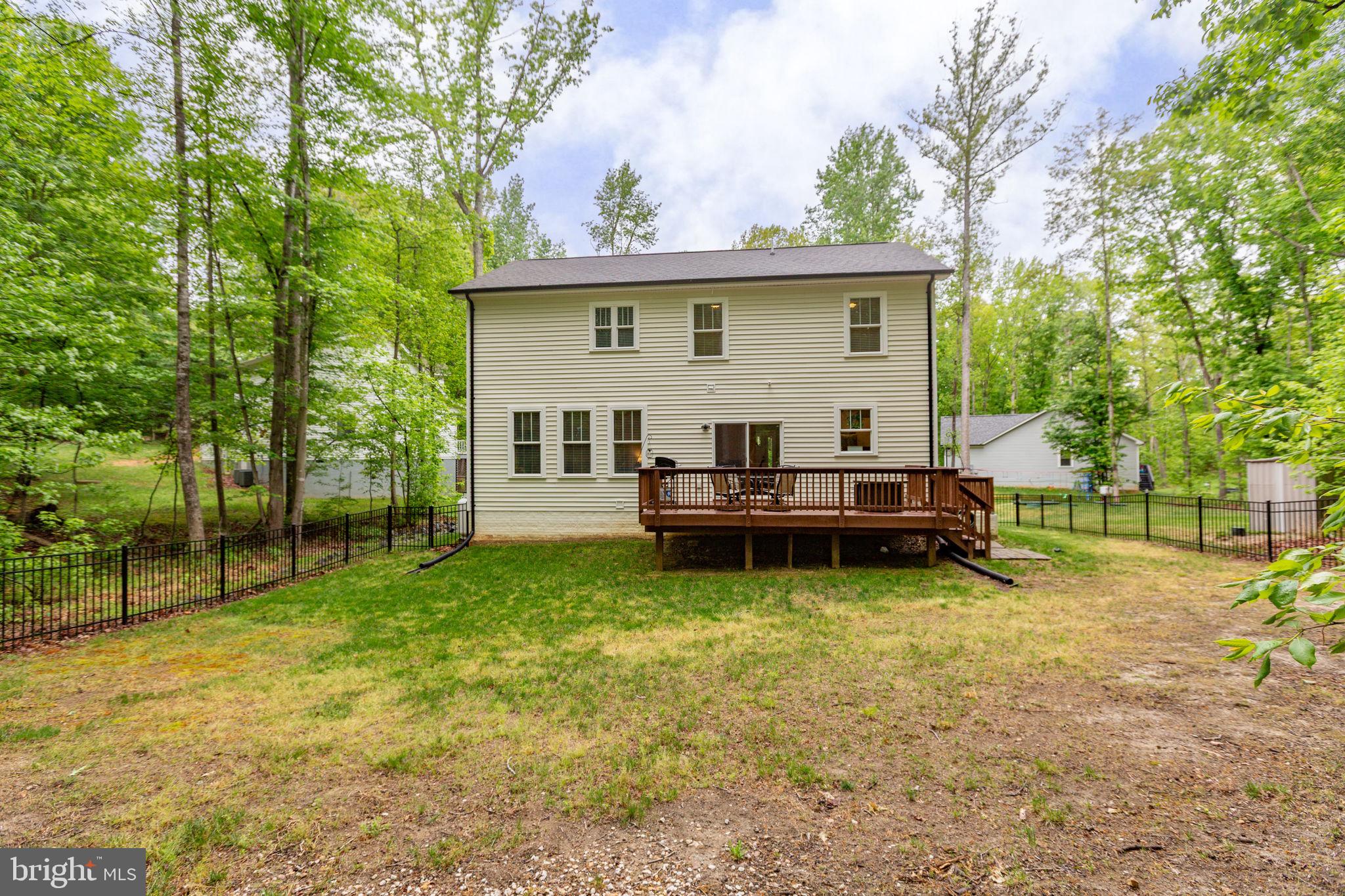 LAKE WILDERNESS - Residential