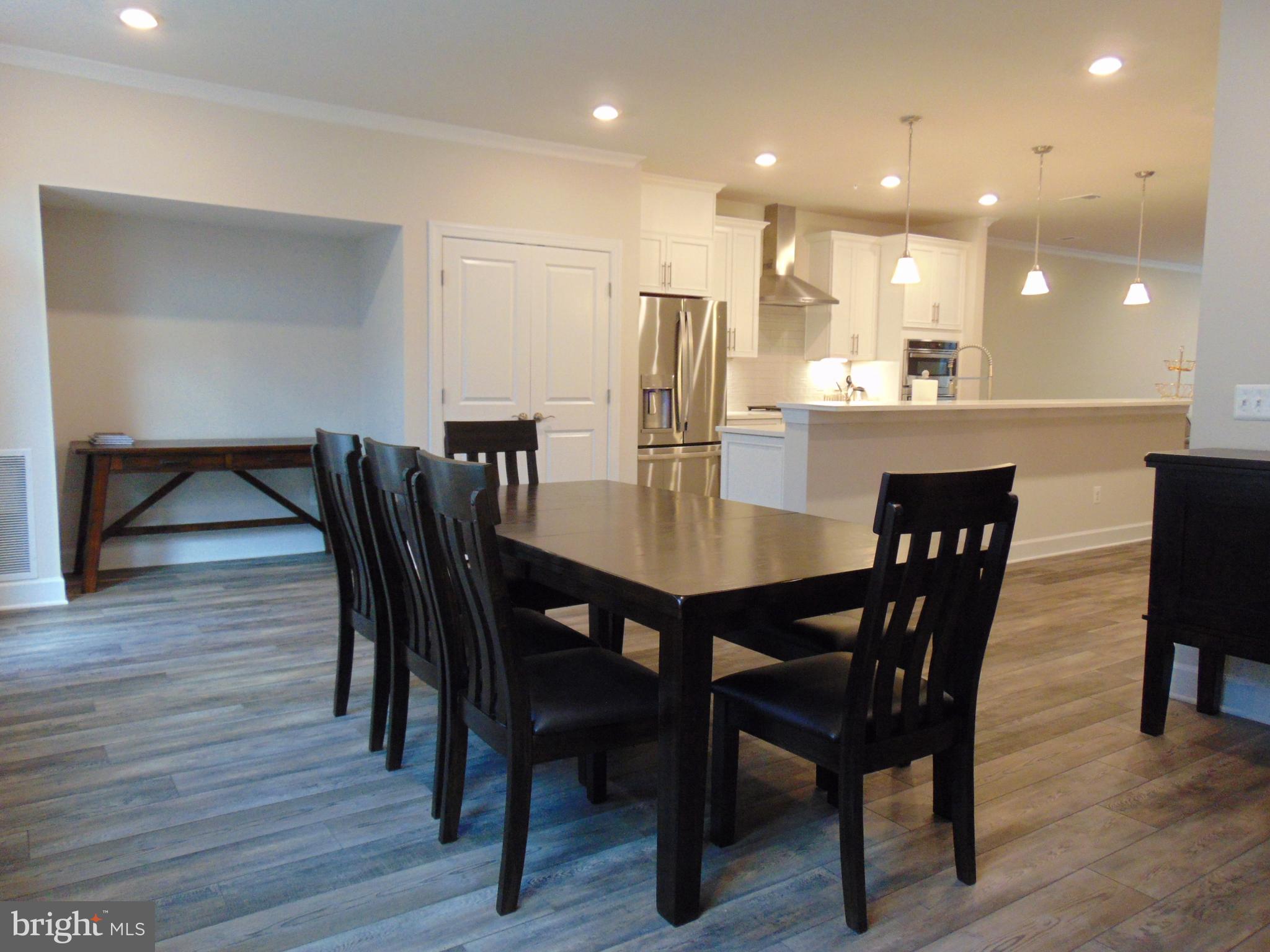 KINCORA - Residential Lease