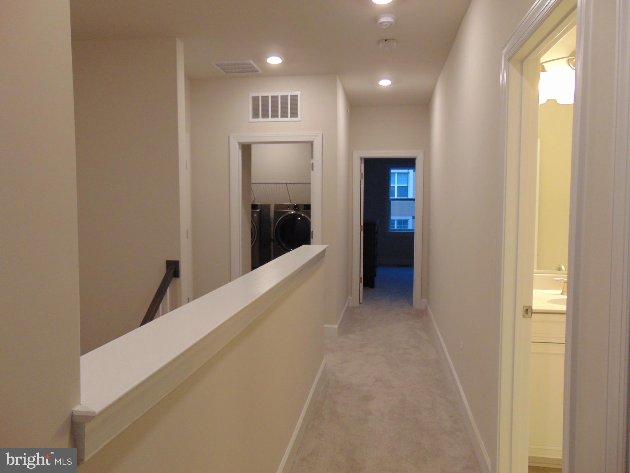 KINCORA - Residential Lease