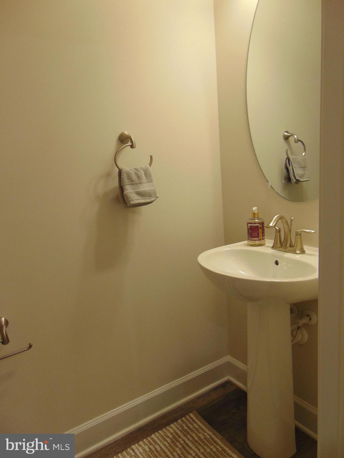 KINCORA - Residential Lease