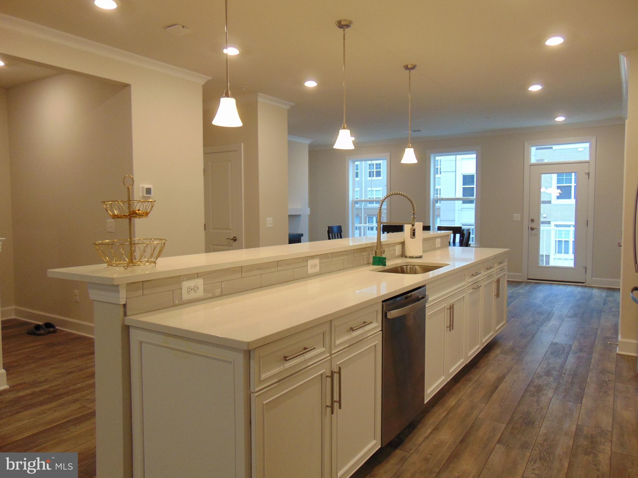 KINCORA - Residential Lease