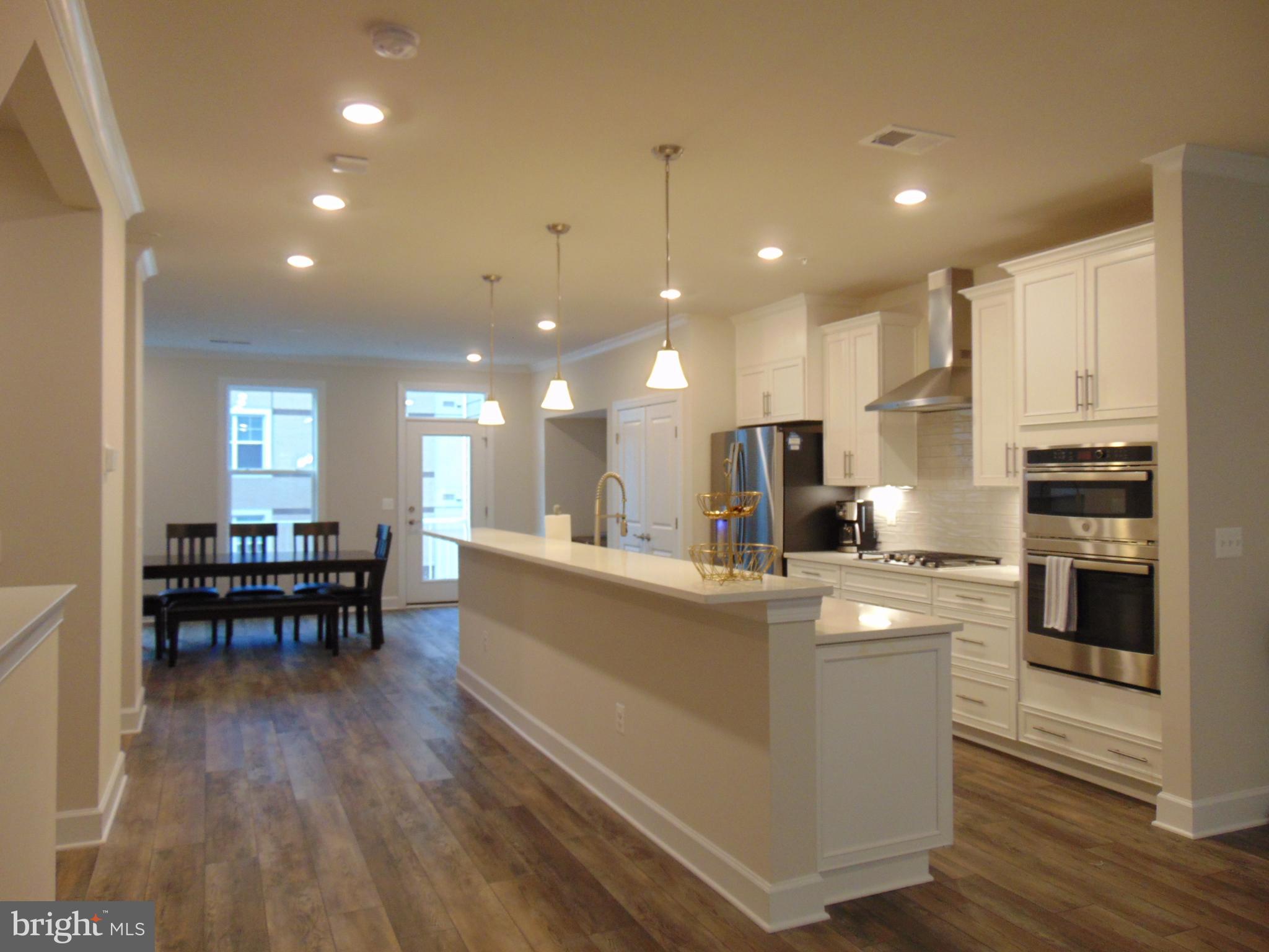 KINCORA - Residential Lease