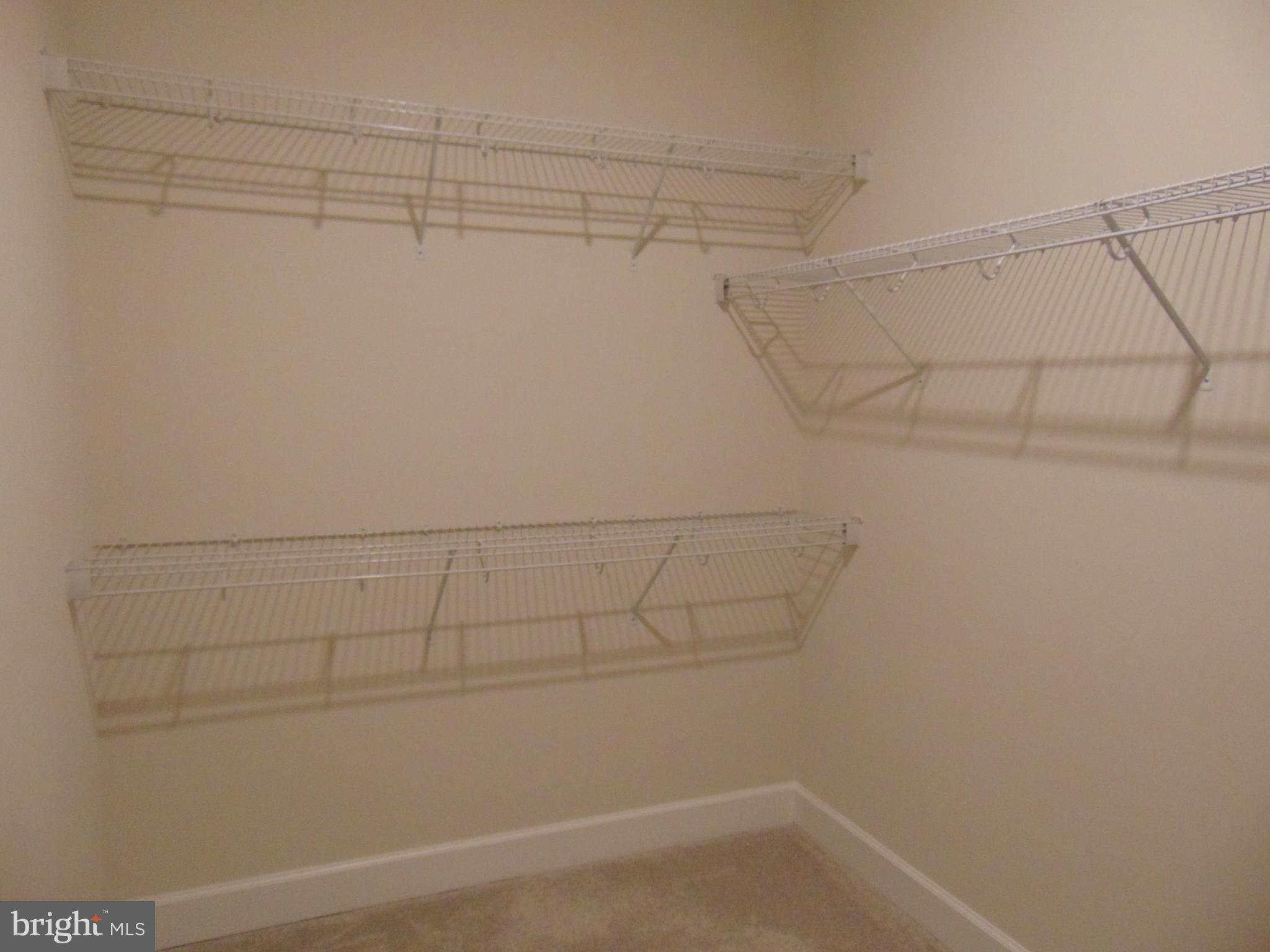 KINCORA - Residential Lease