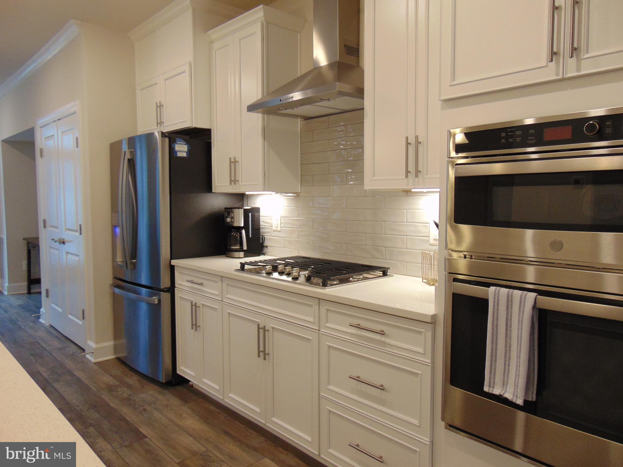 KINCORA - Residential Lease