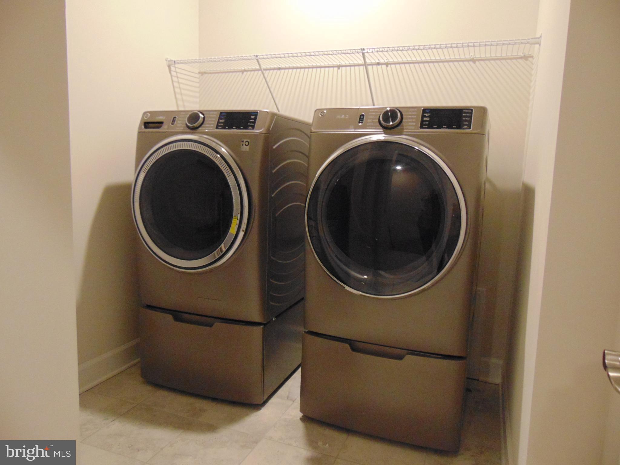 KINCORA - Residential Lease