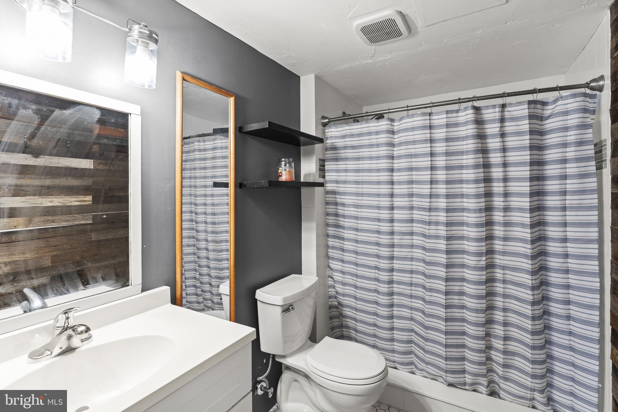 CHESAPEAKE HEIGHTS - Residential