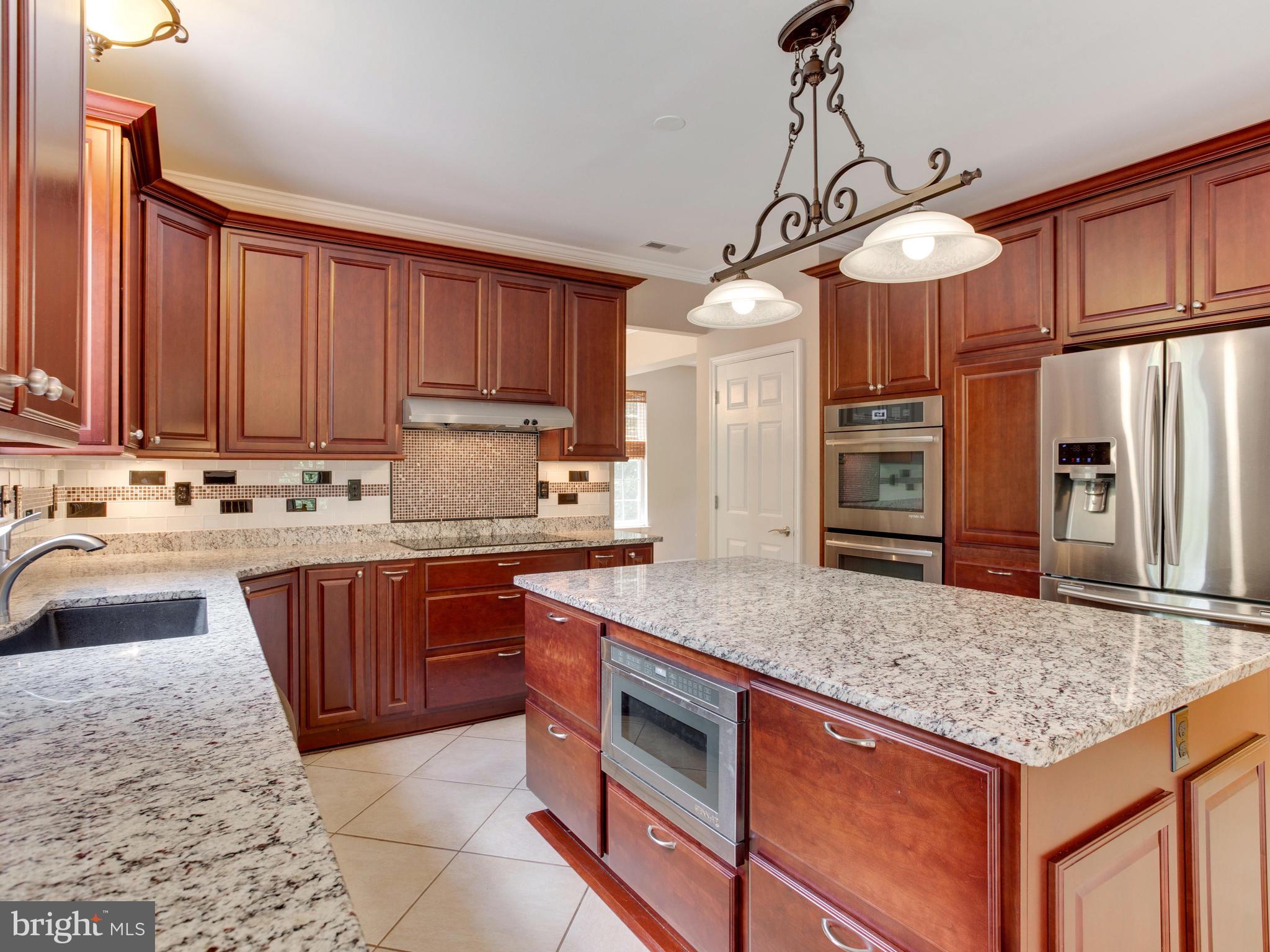 MARVINS COURT - Residential