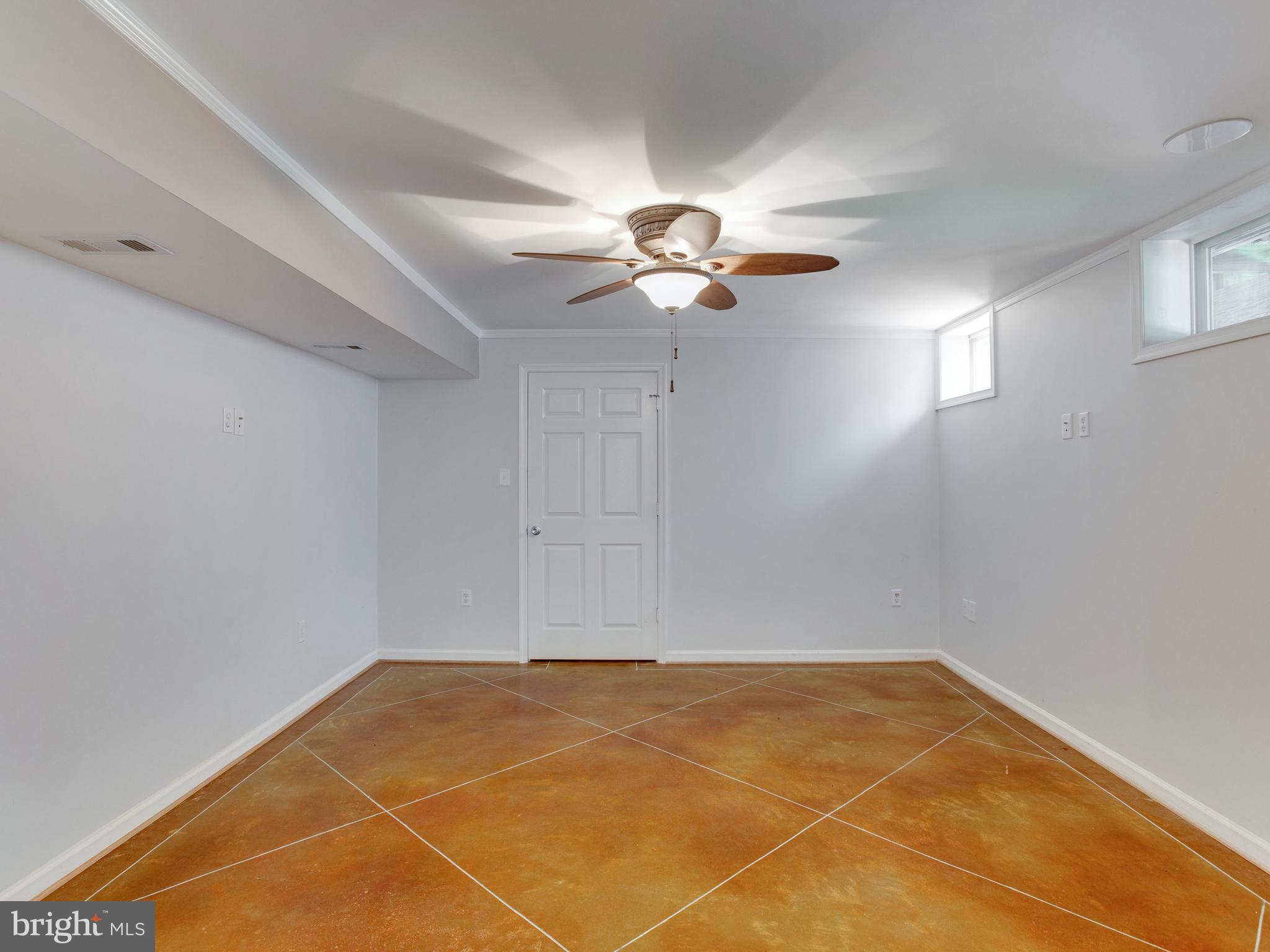 MARVINS COURT - Residential