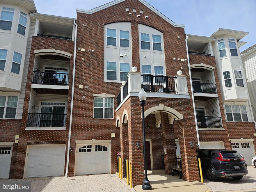 Fabulous 2 Bedroom/2 Bath Condo in Desirable "Gatherings at Wellington" Active Adult Age 55+ Community*Located Just 1.4 Miles from Charming Old Town Manassas w/Restaurants, Shops & Outdoor Activities*Features 1 Car Garage, 1 Assigned Parking Space Plus Plentiful Visitor Parking*Lovely Clubhouse Features Fitness Room, Tennis Court & Gorgeous Indoor & Outdoor Gathering Spots*Secured Entrance to Building w/Gorgeous Lobby Area*Unit 201 Features Brand New Paint & Carpet Thruout*Granite Countertops and Stainless Steel Appliances*Spacious Sun-Filled Family Room w/SGD Door to Large Balcony*Dining Area off of Kitchen*Expansive Primary Suite w/Tray Ceilings & Huge Walk-In Closet*Generous Bedroom #2 w/WIC & Easy Access to Full Bath #2*Large Laundry Rm*Unit Located on 2nd Level w/Elevator Access