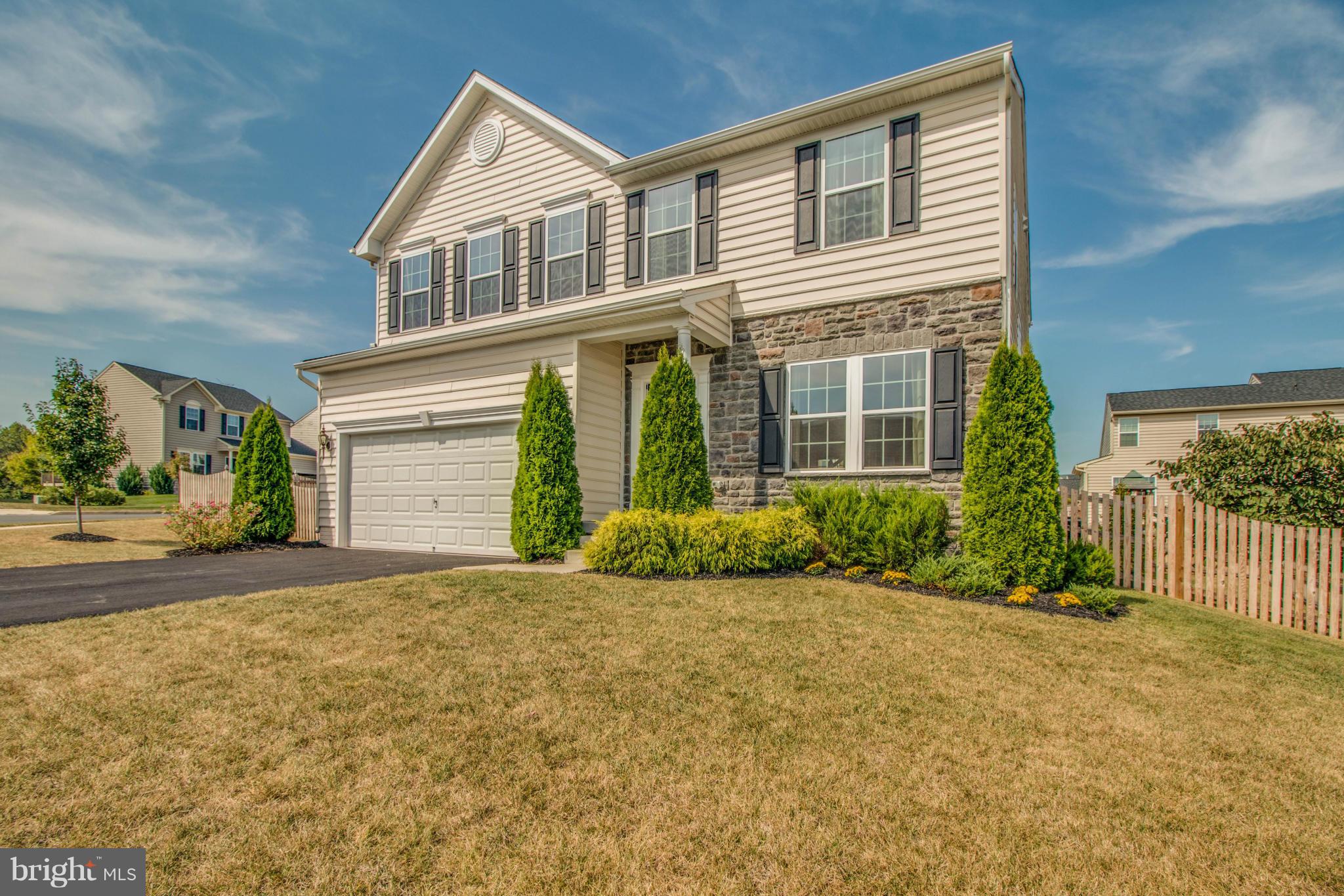 CANNON BLUFF - Residential