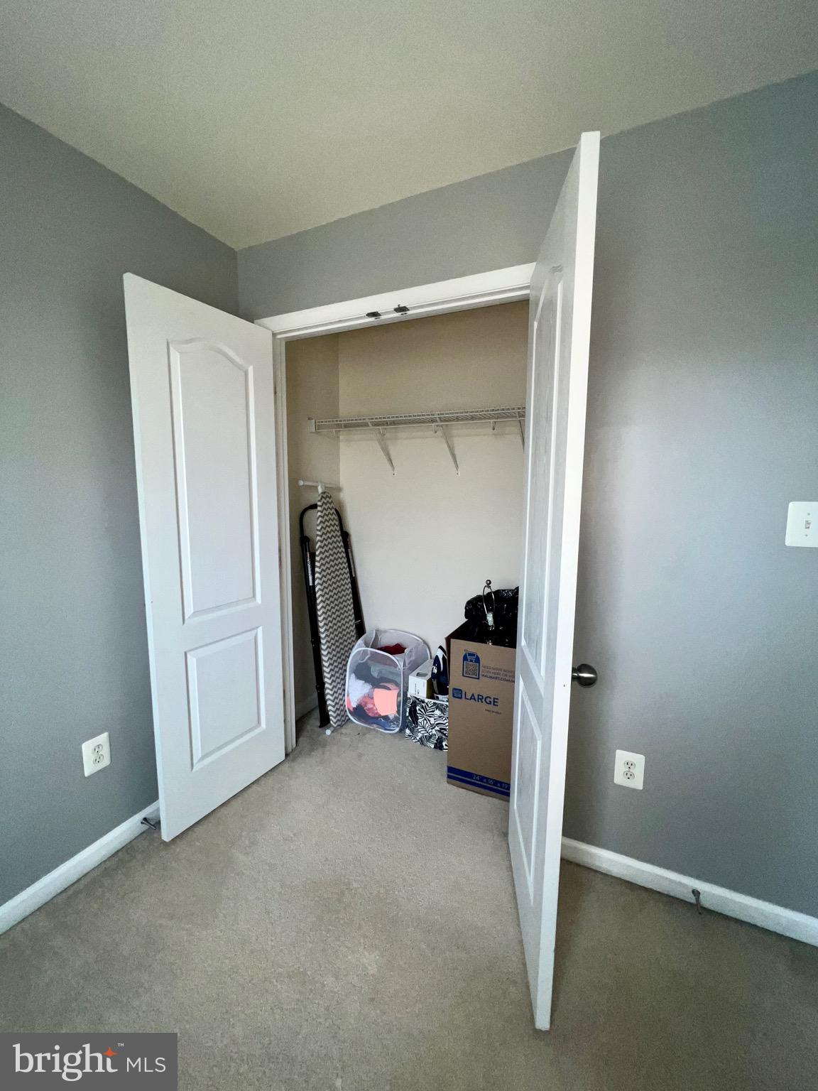 SHEFFIELD/FAIRWAY VILLAGE - Residential