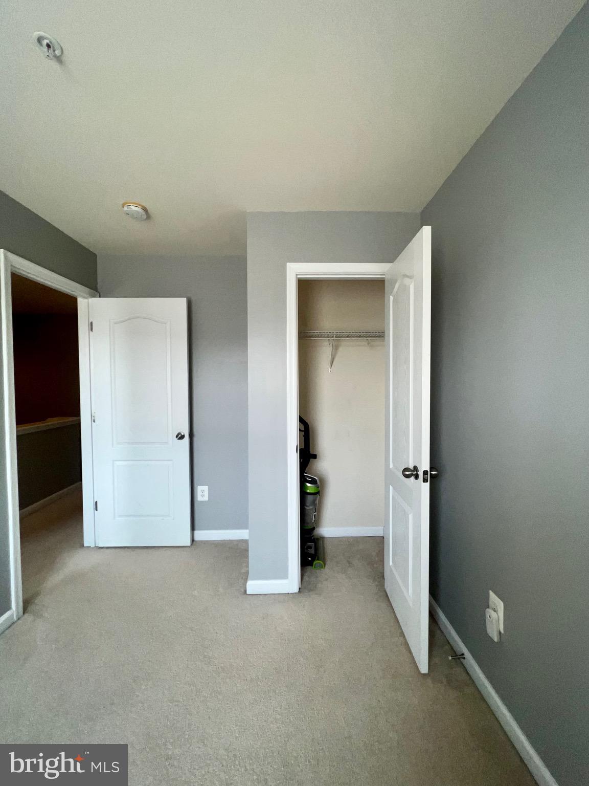 SHEFFIELD/FAIRWAY VILLAGE - Residential