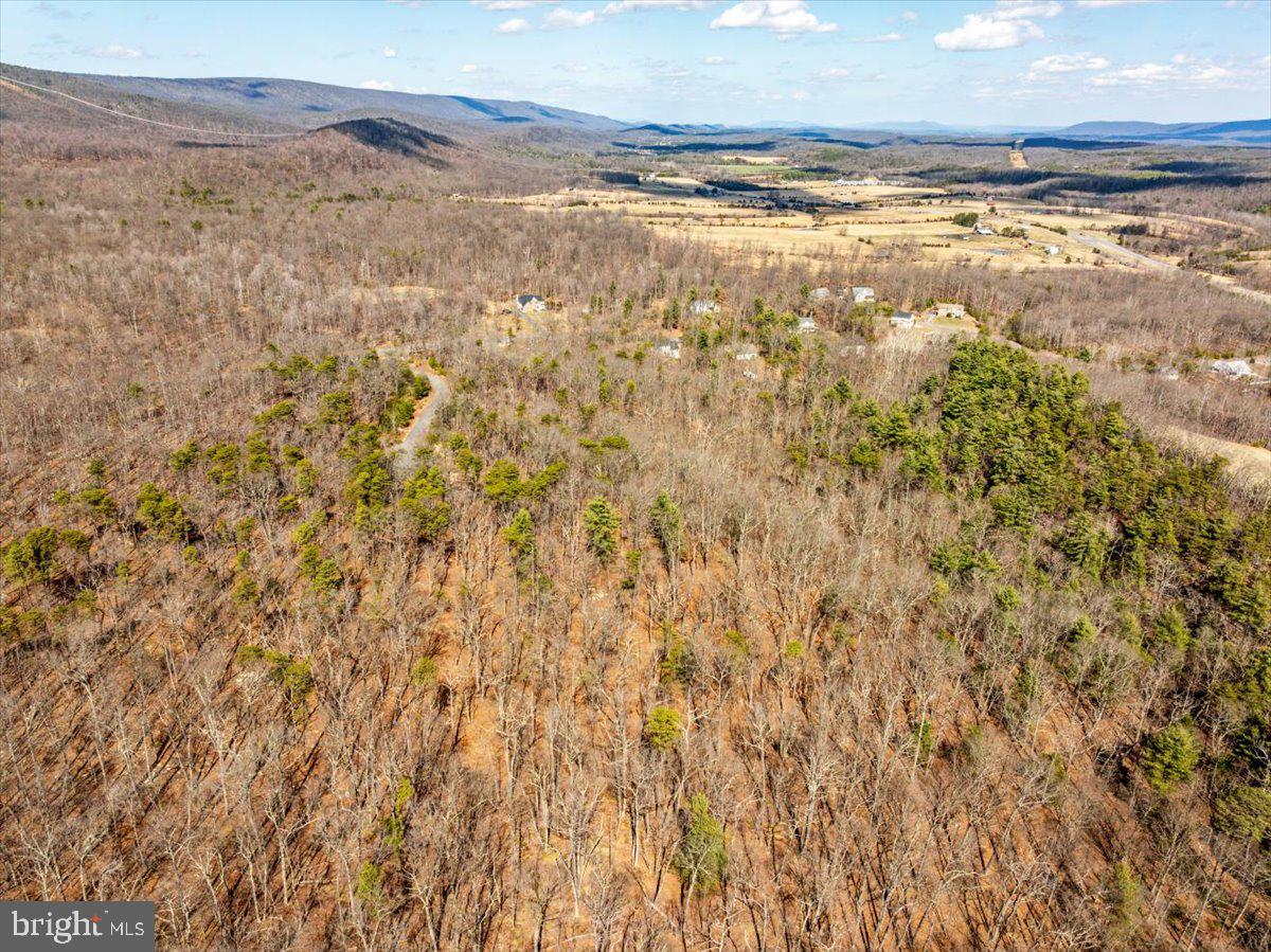 OLD MILL ESTATES - Land